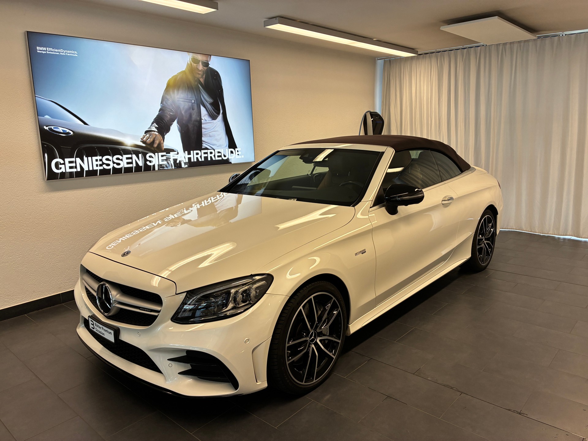 MERCEDES-BENZ C 43 AMG 4matic Cabriolet-showroom-element-1