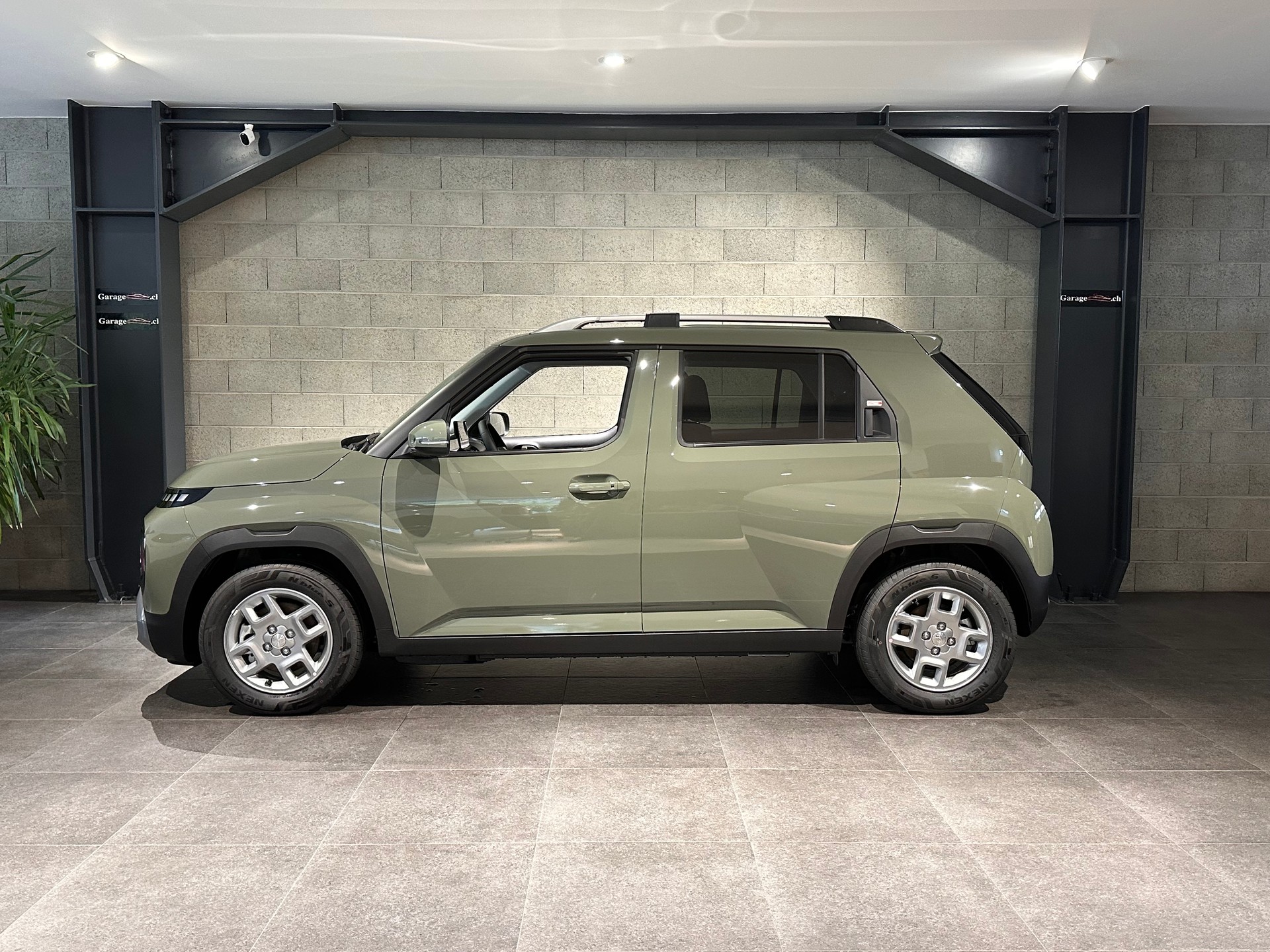 HYUNDAI Inster 49kWh Amplia