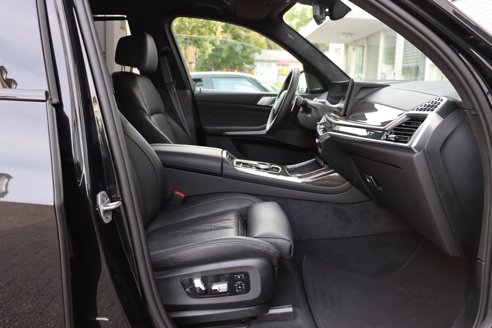 BMW X7 xDrive 48V 40d M Sport Pro Steptronic-image-9