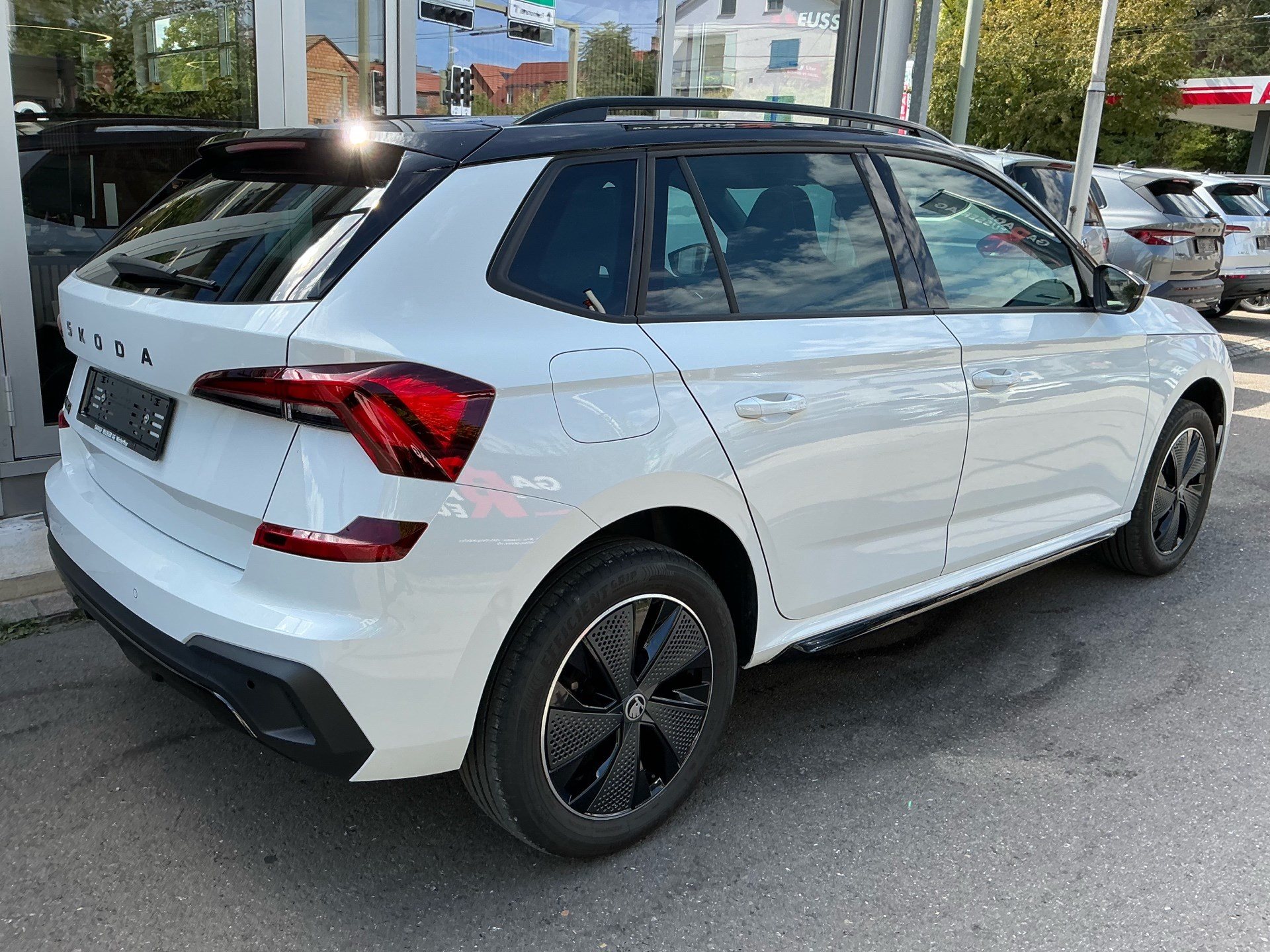 SKODA Kamiq Monte Carlo *** PANORAMADACH & ANHÄNGERKUPPLUNG ***-showroom-element-3