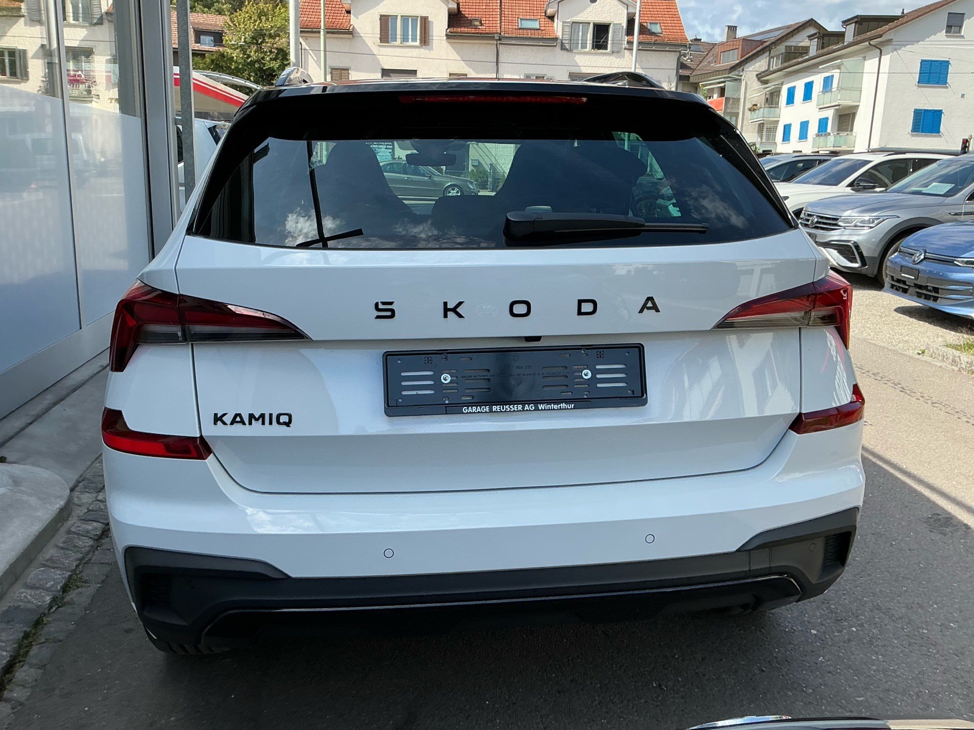 SKODA Kamiq Monte Carlo *** PANORAMADACH & ANHÄNGERKUPPLUNG ***-image-4