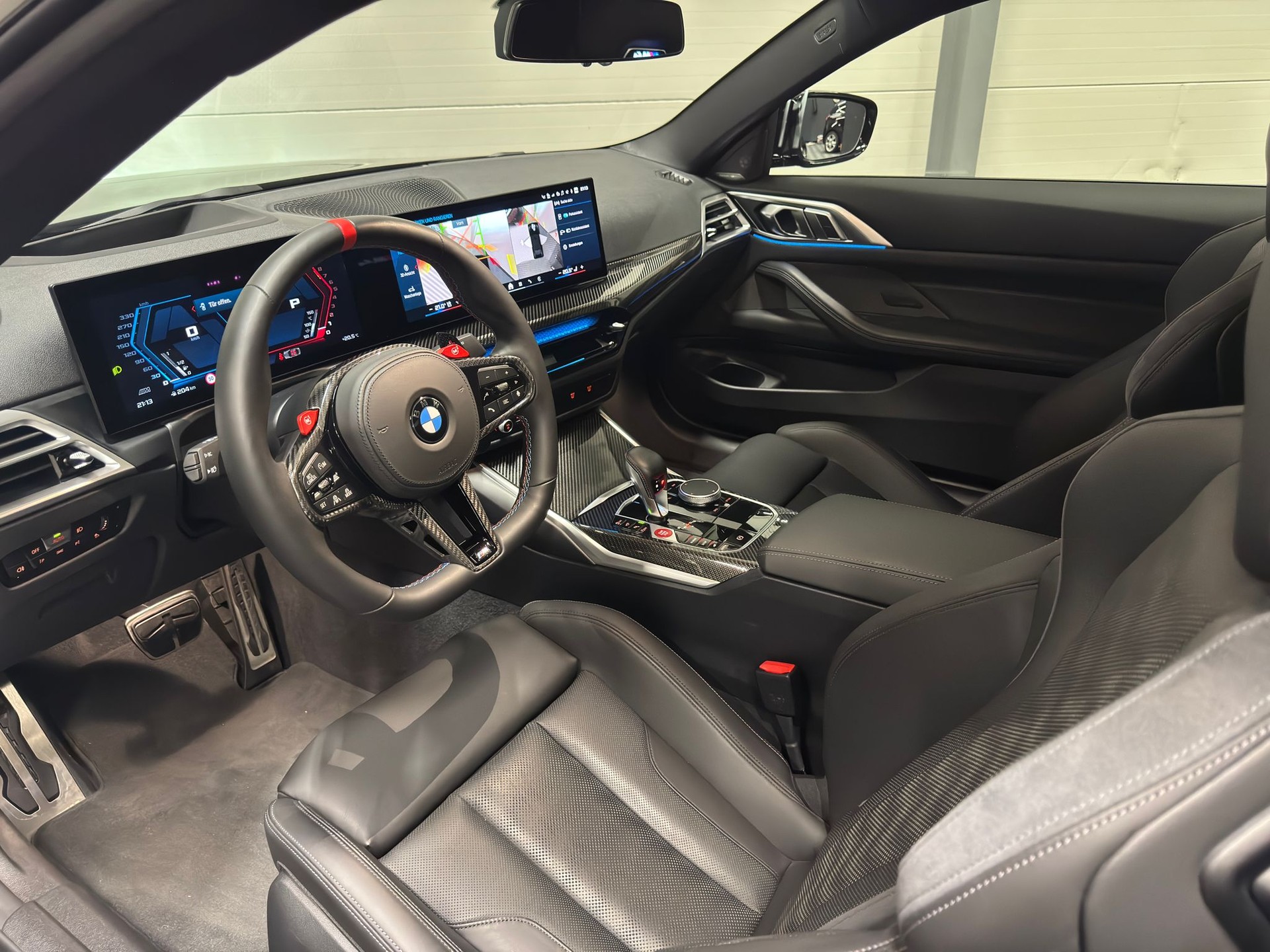BMW M4 Competition xDrive Coupé LCI-image-13