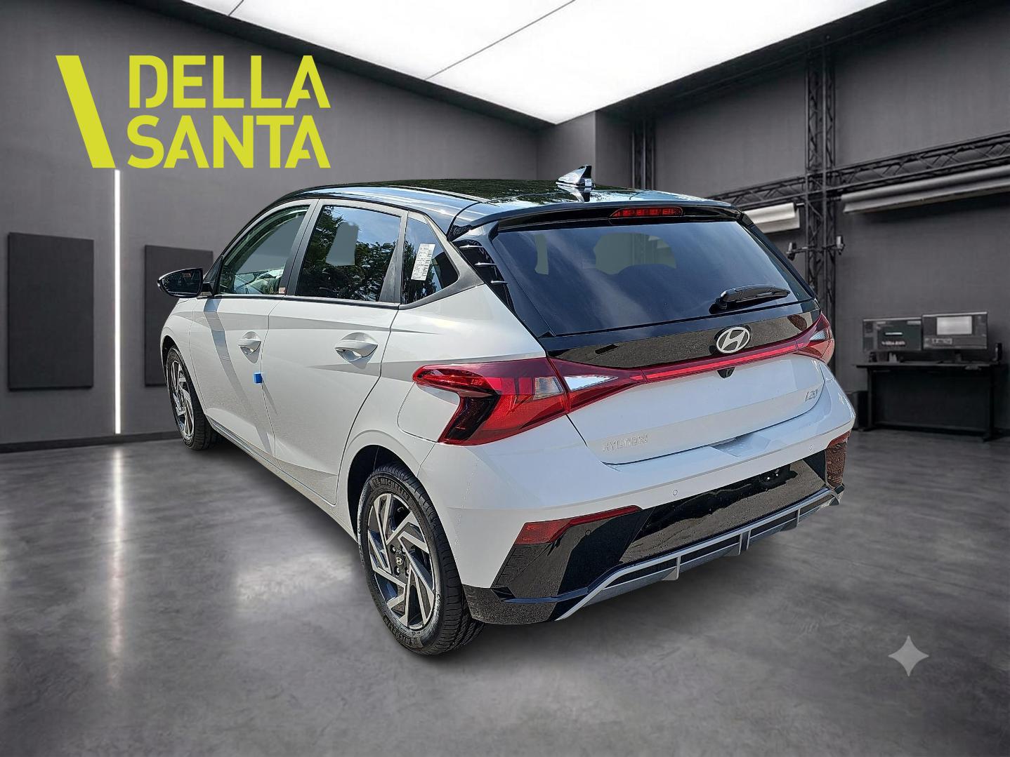 HYUNDAI i20 1.0 T-GDi Amplia Go-showroom-element-2