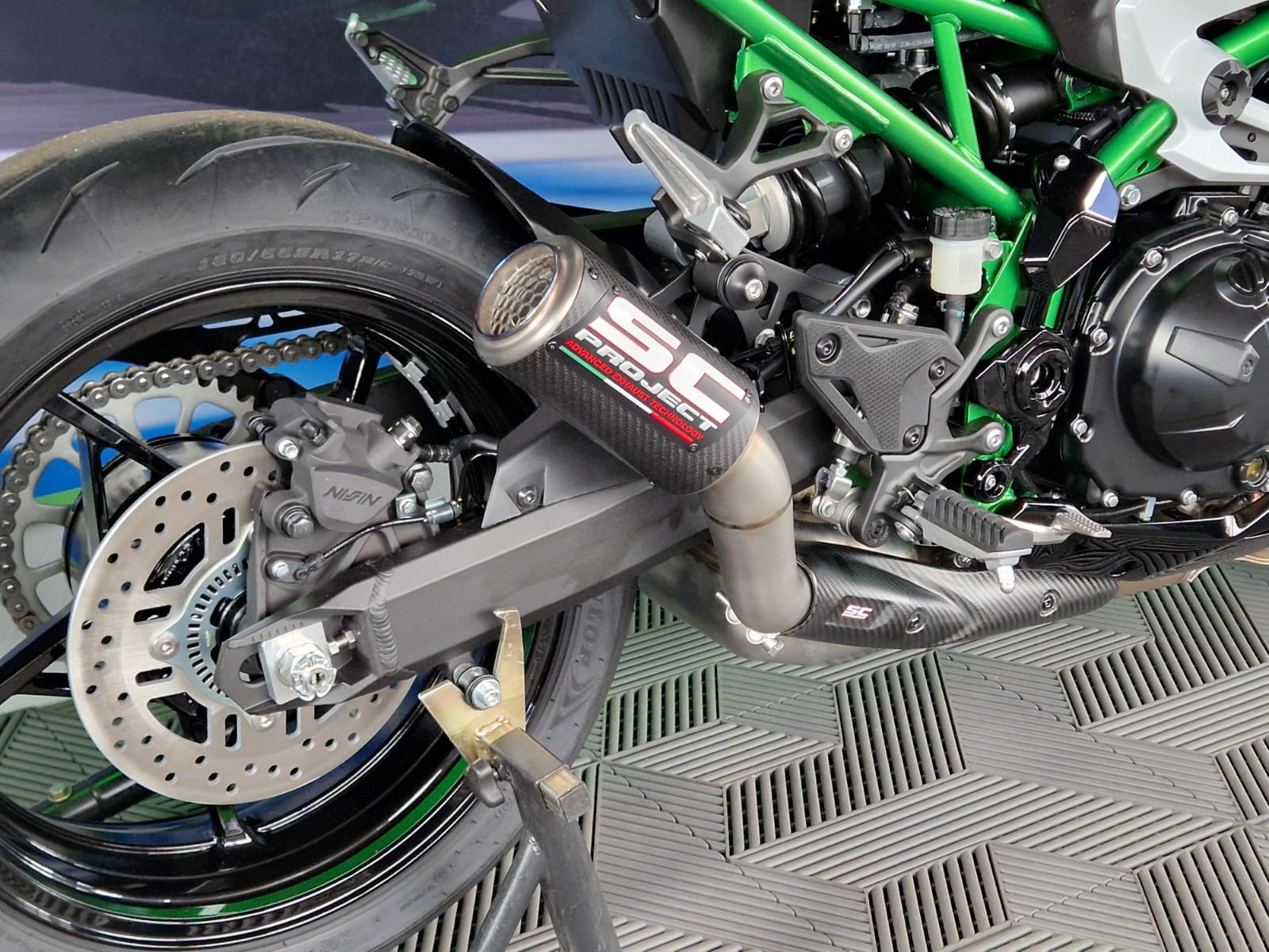 KAWASAKI Z 900 (35kW) MY 2027-image-6