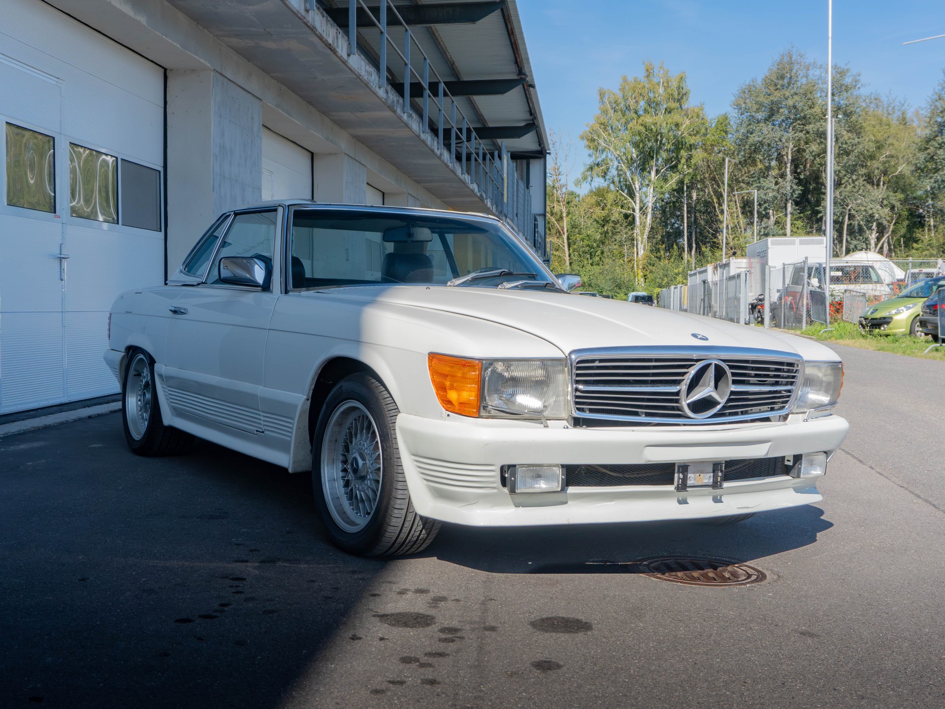 MERCEDES-BENZ SL 280-showroom-element-2