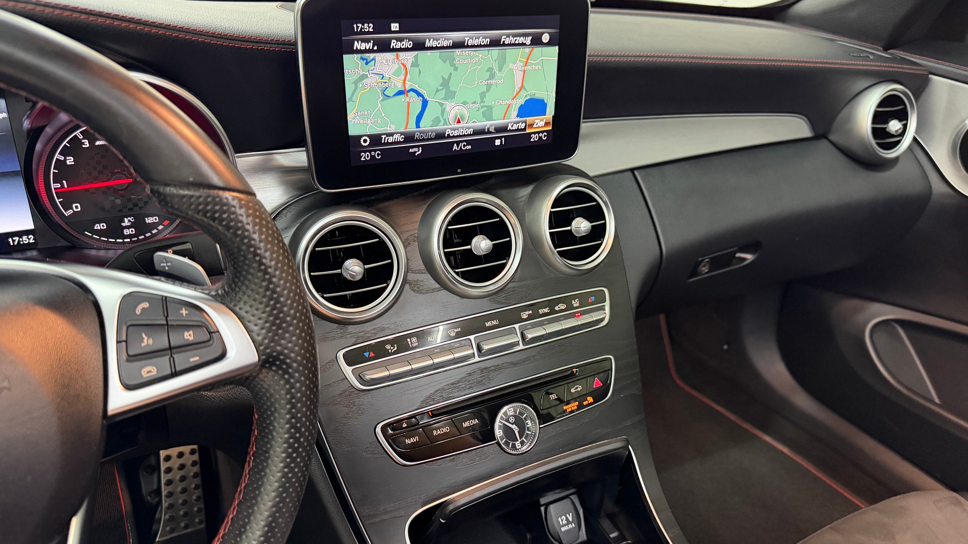 MERCEDES-BENZ C 43 Cabriolet AMG 4Matic 9G-Tronic-image-9