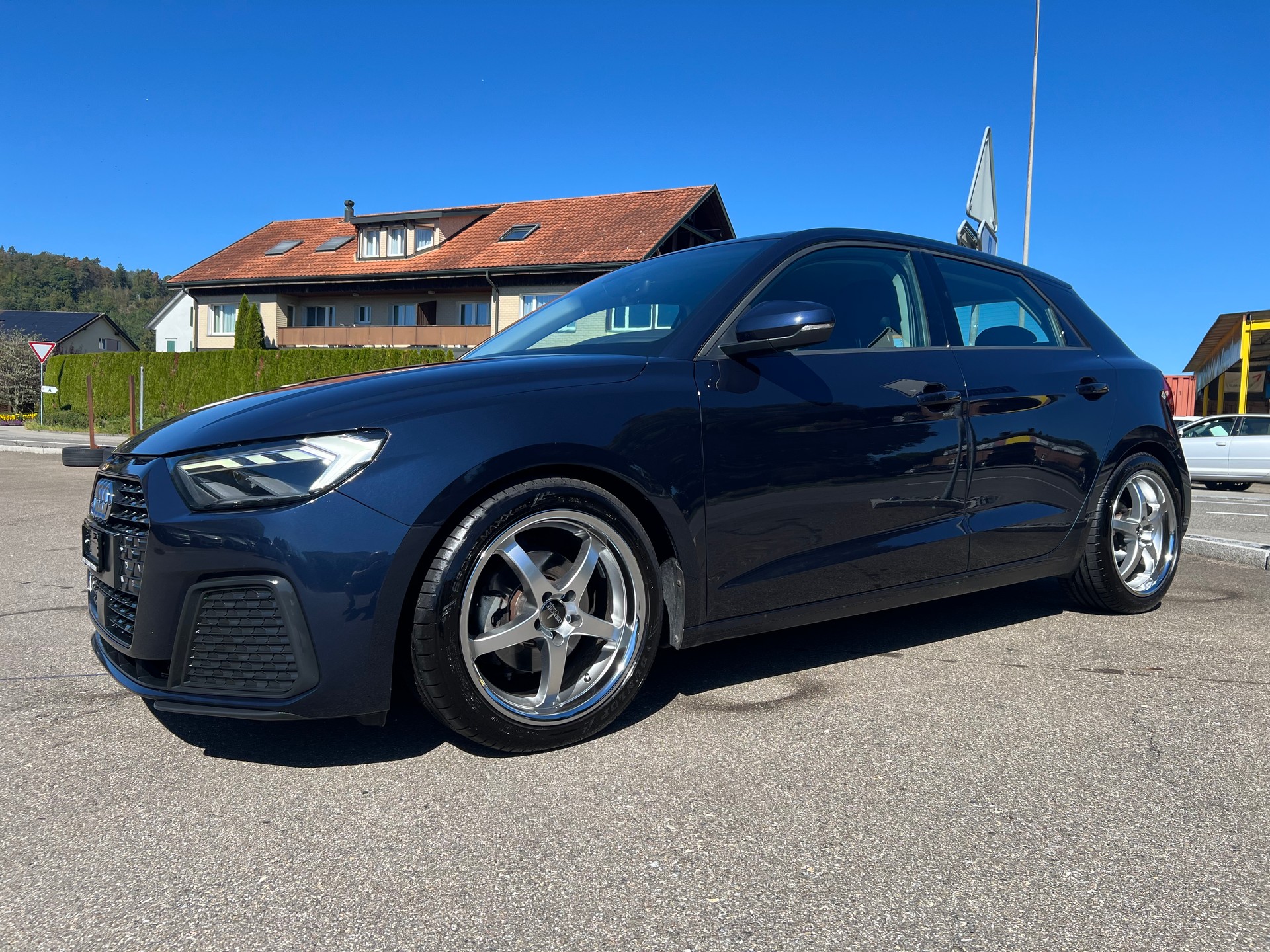 AUDI A1 Sportback 30 TFSI S Line S-tronic-showroom-element-1