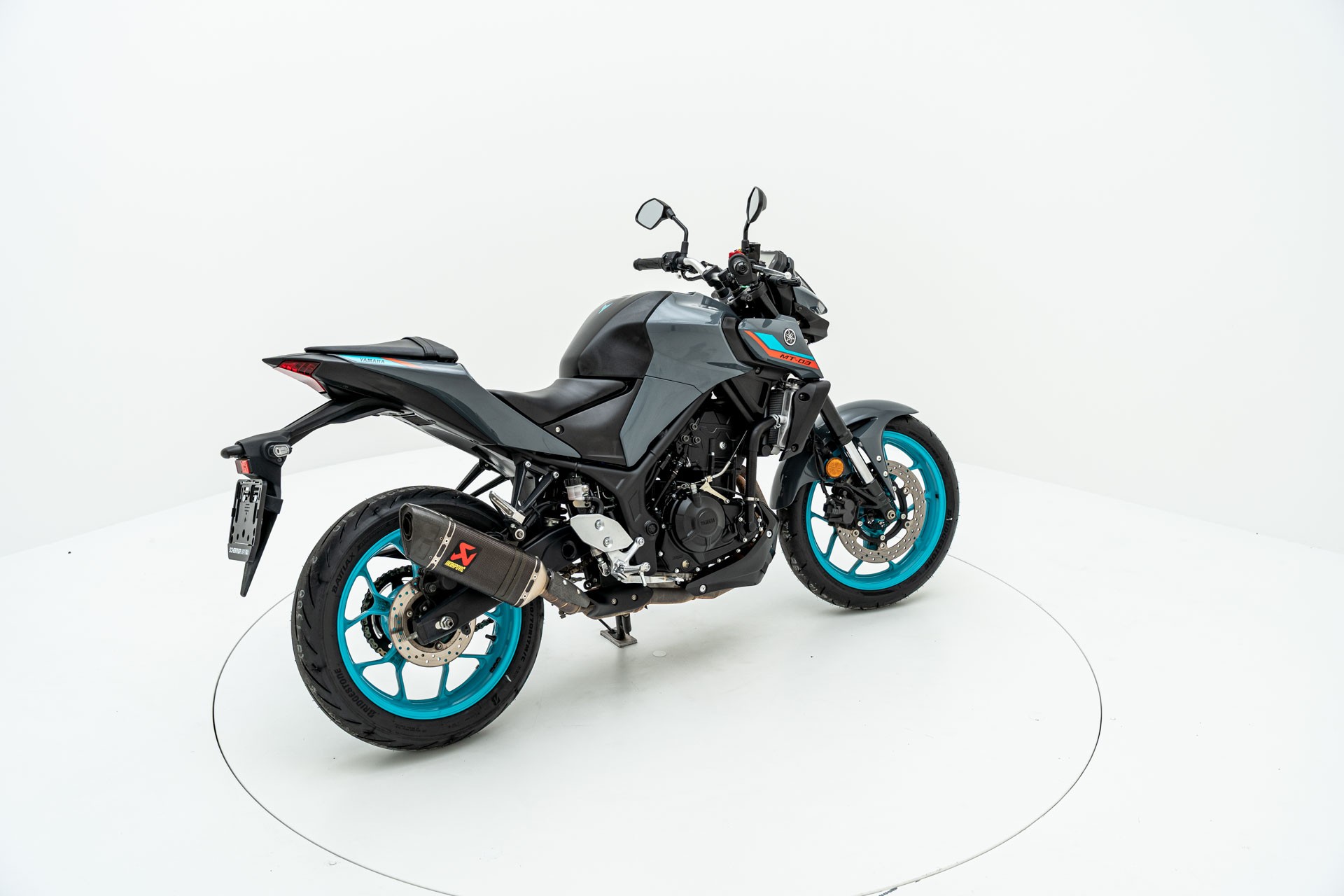 YAMAHA MT-03 ABS-showroom-element-3