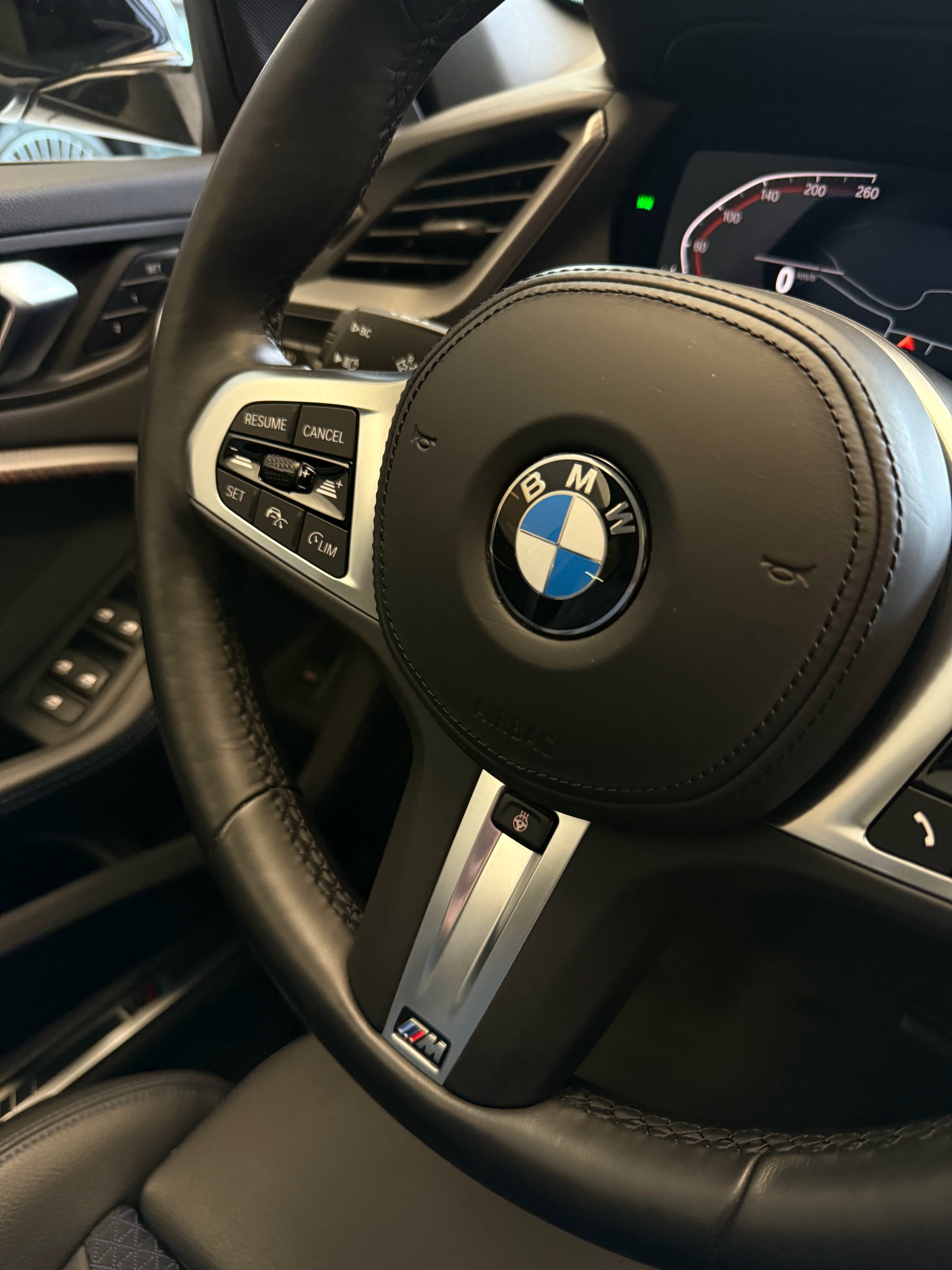 BMW 118i M Sport Steptronic-image-15