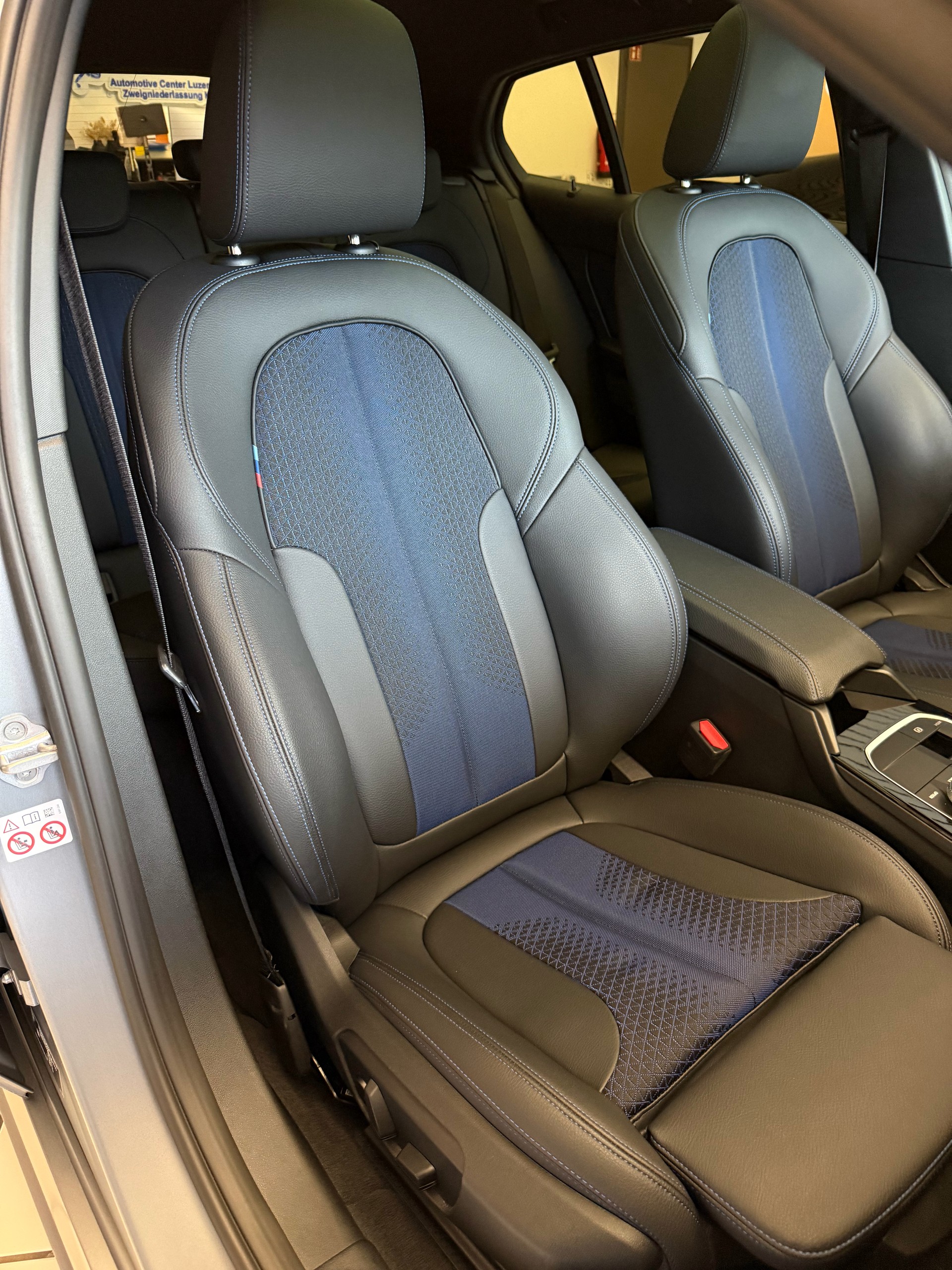 BMW 118i M Sport Steptronic-image-12