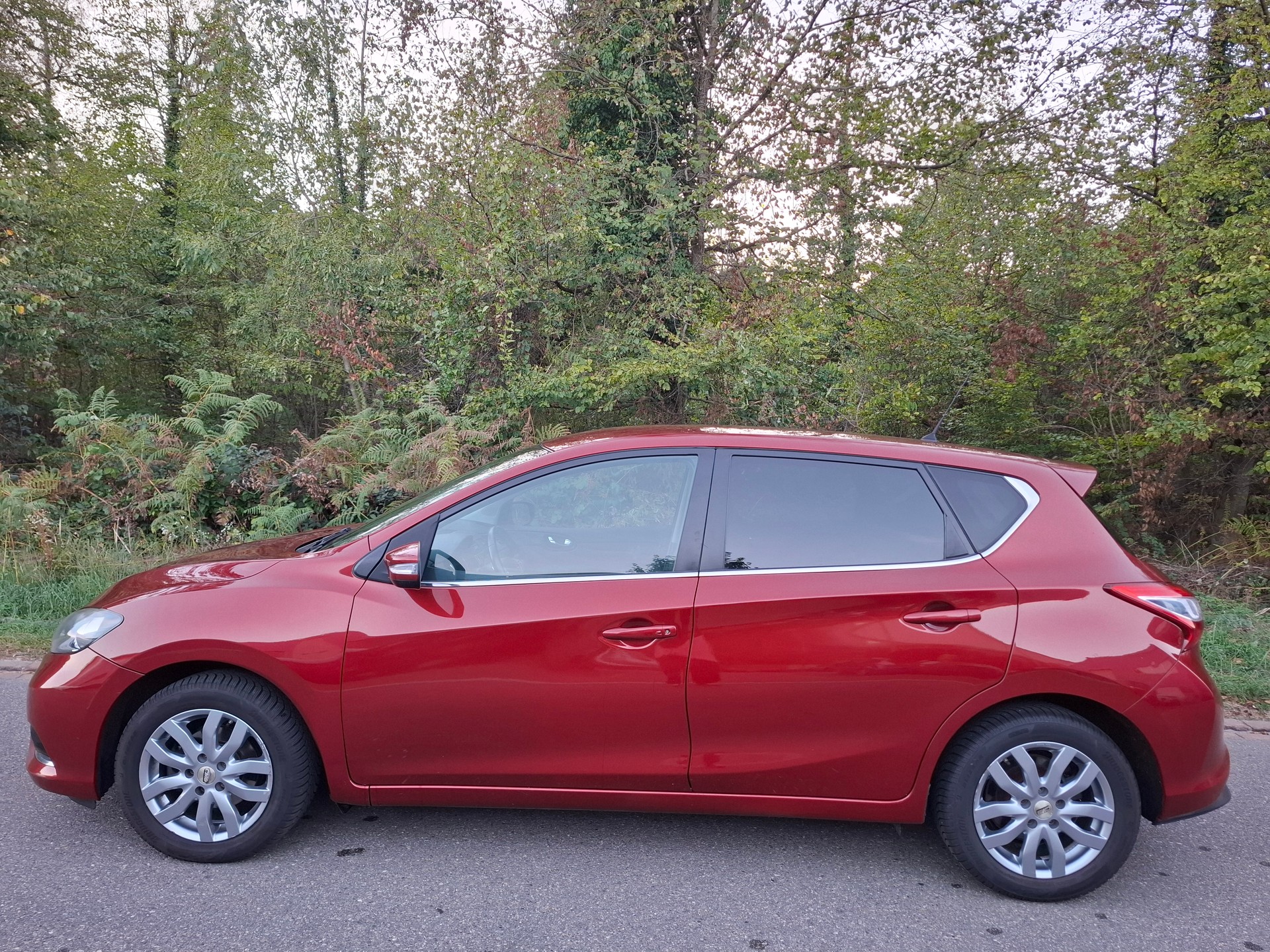 NISSAN Pulsar 1.2 DIG-N-Connecta-showroom-element-1