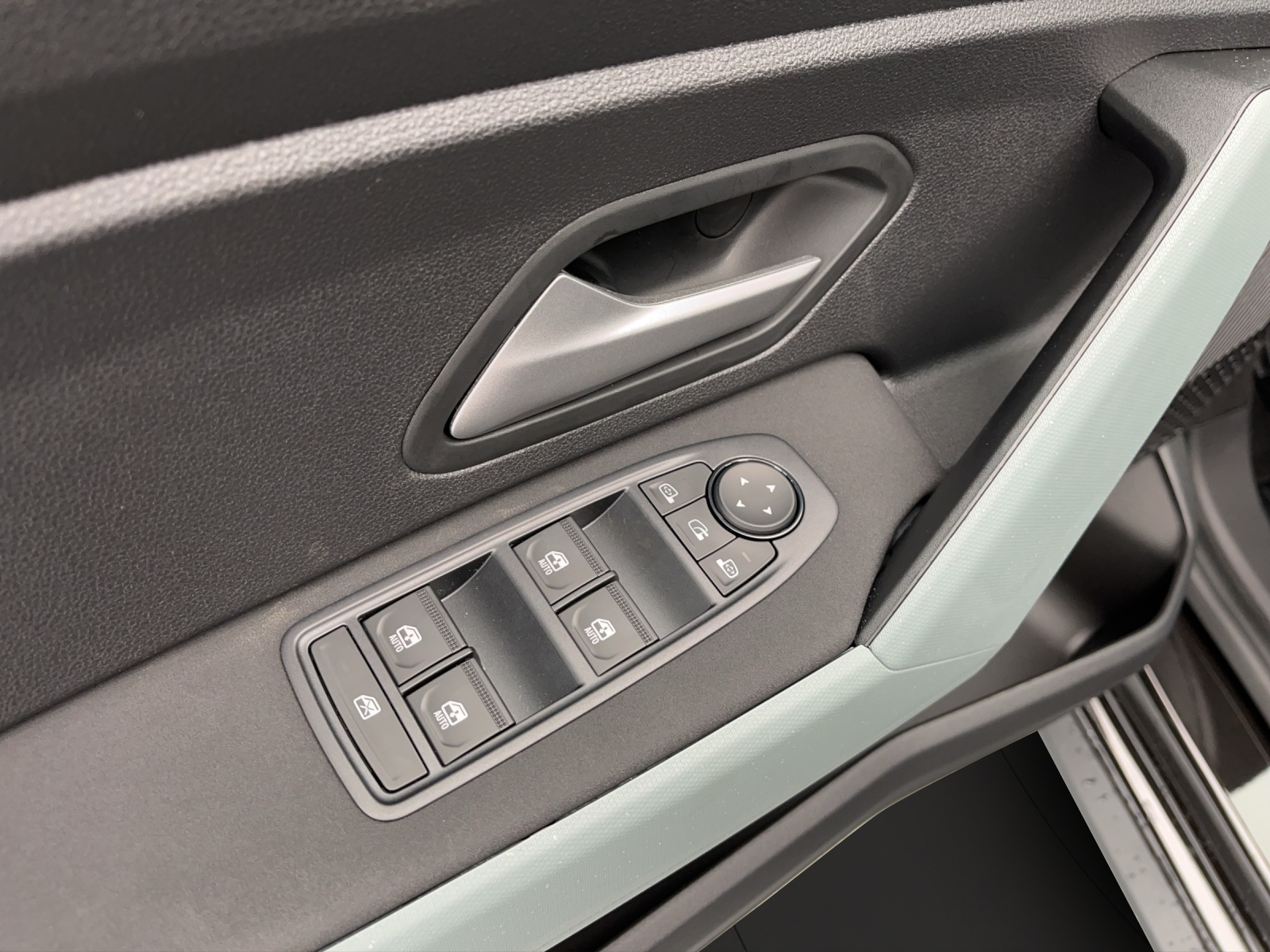 DACIA Bigster 1.2 Hybrid Extreme 4WD-image-12