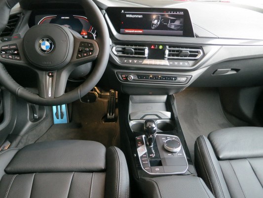 BMW M135i xDr. Swiss Perfor.-image-10