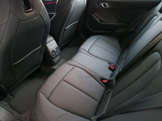 BMW M135i xDr. Swiss Perfor.-image-13