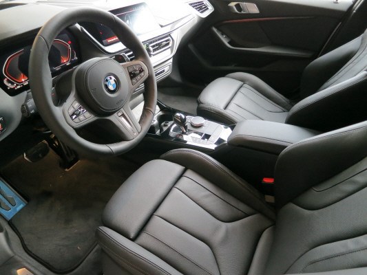 BMW M135i xDr. Swiss Perfor.-image-9