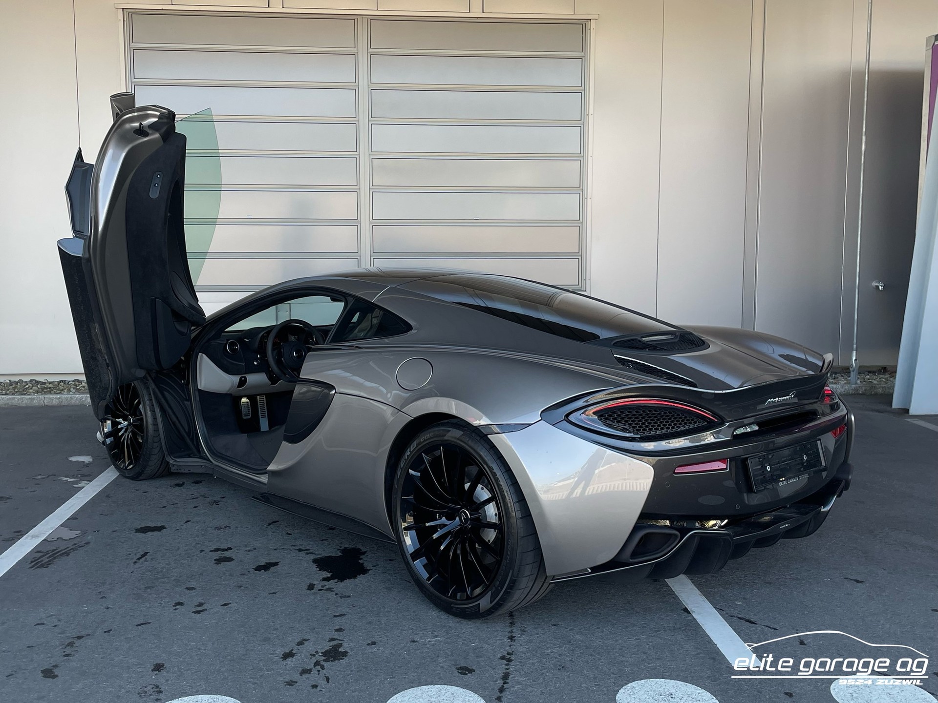 McLAREN 570GT Coupé 3.8 V8 SSG-image-3