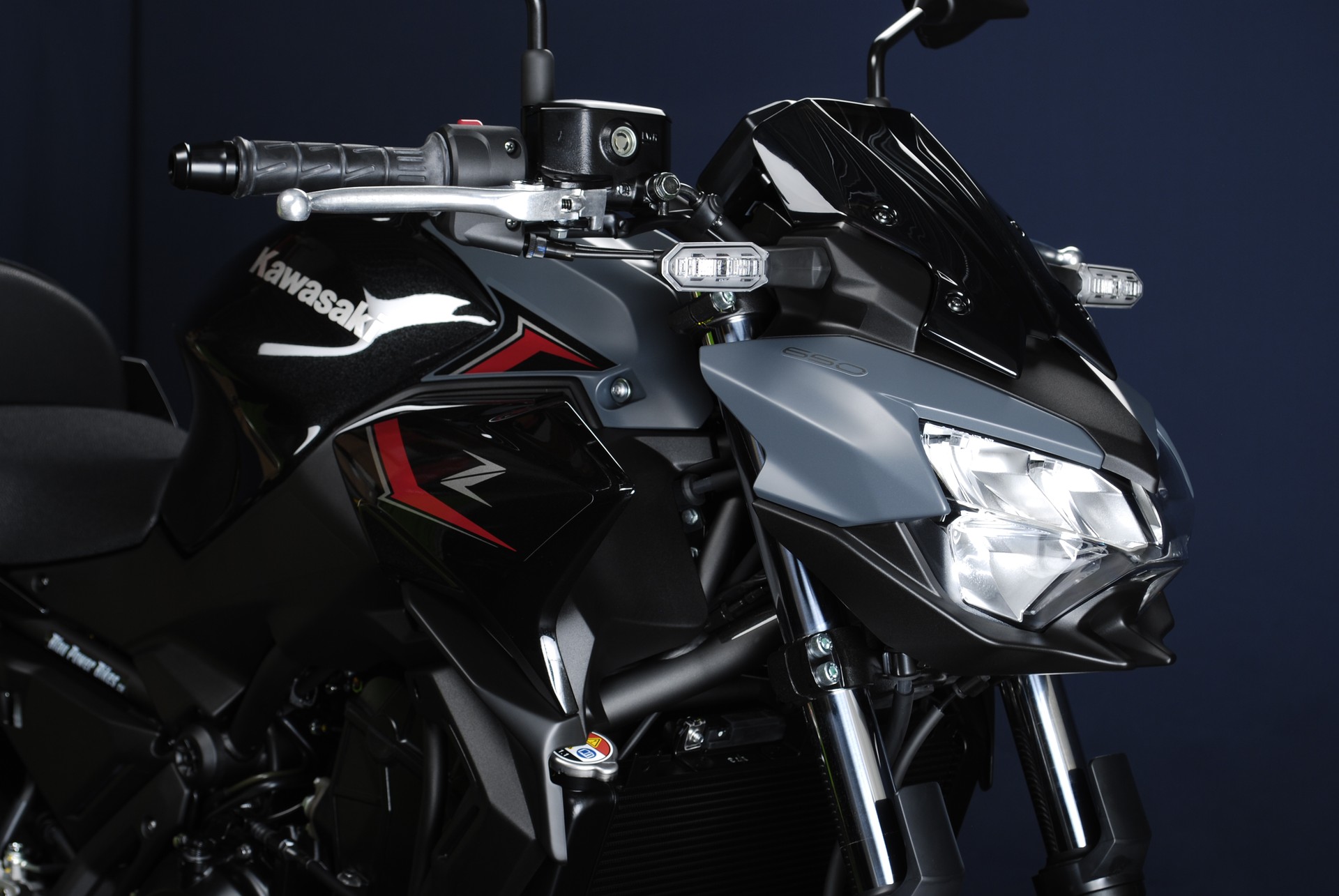 KAWASAKI Z 650 MY25 - 50 oder 35kW-image-2