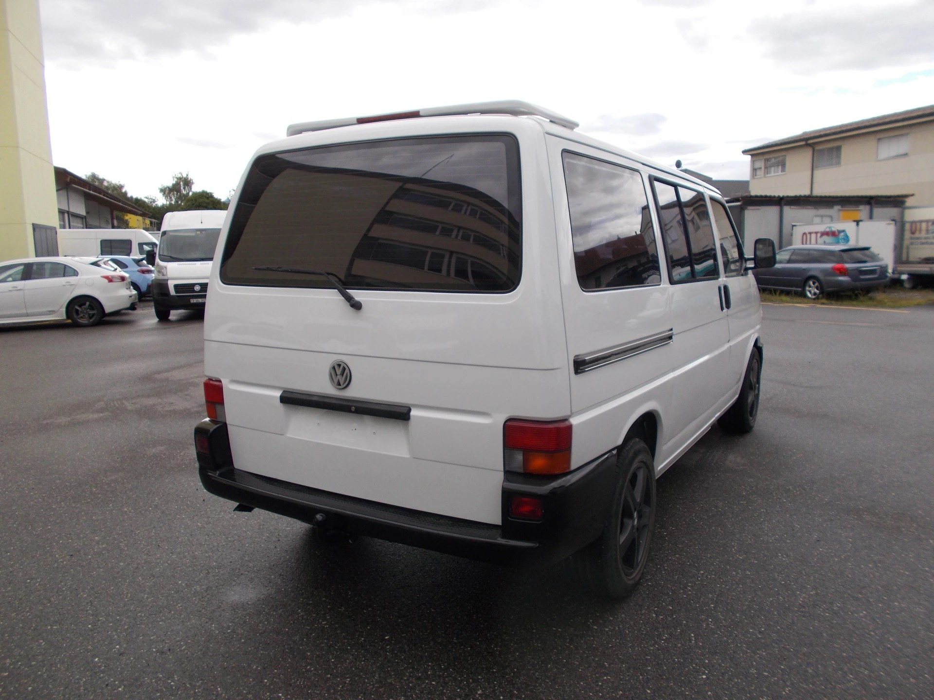VW T4 Multivan 2.5-showroom-element-3