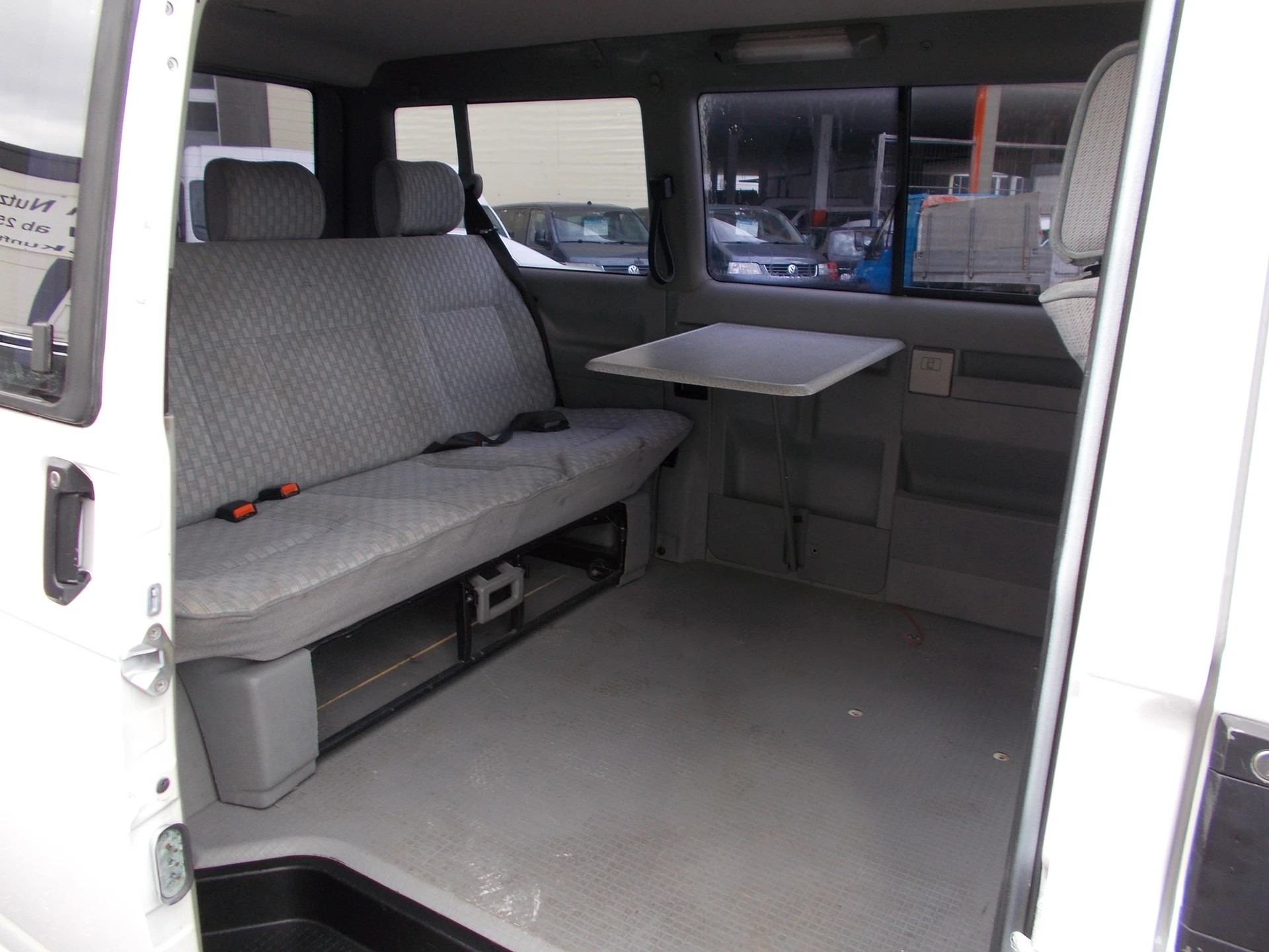 VW T4 Multivan 2.5-image-6