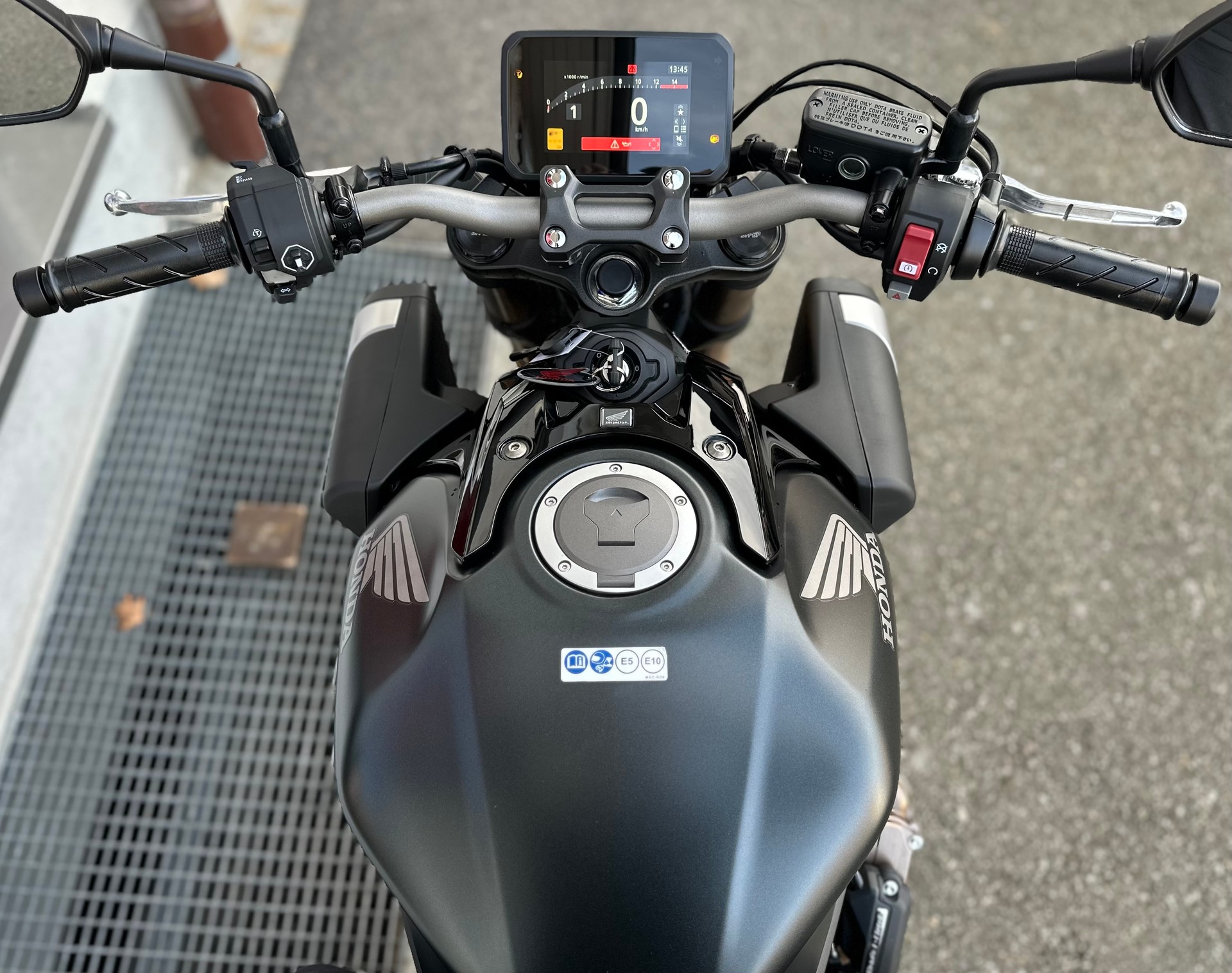 HONDA CB 650 R E-Clutch-image-7