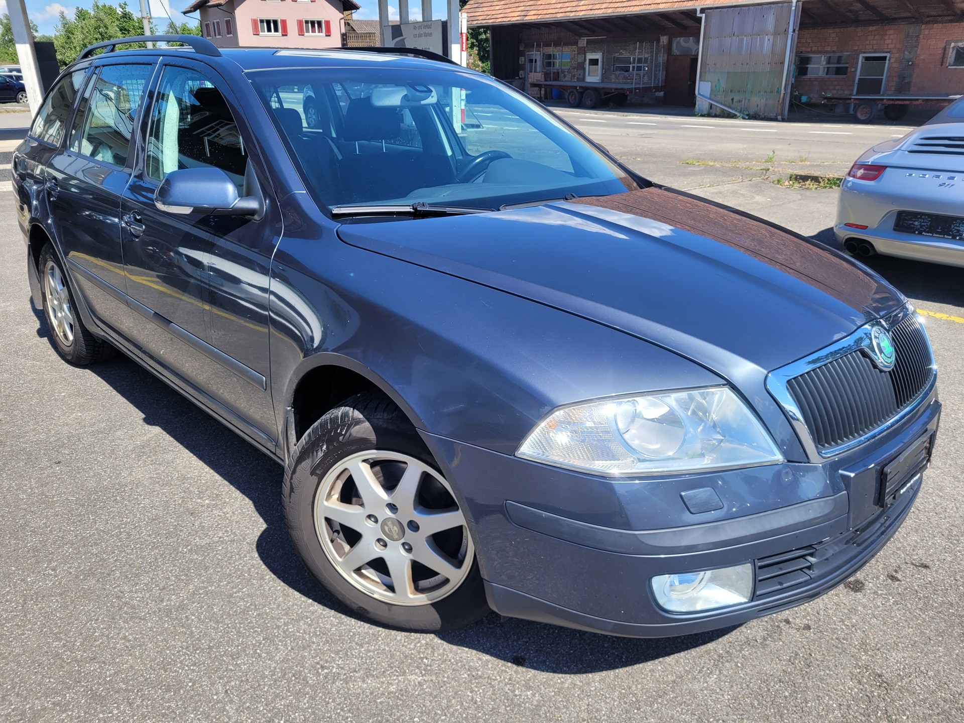 SKODA Octavia 2.0 FSI Elegance Tiptronic