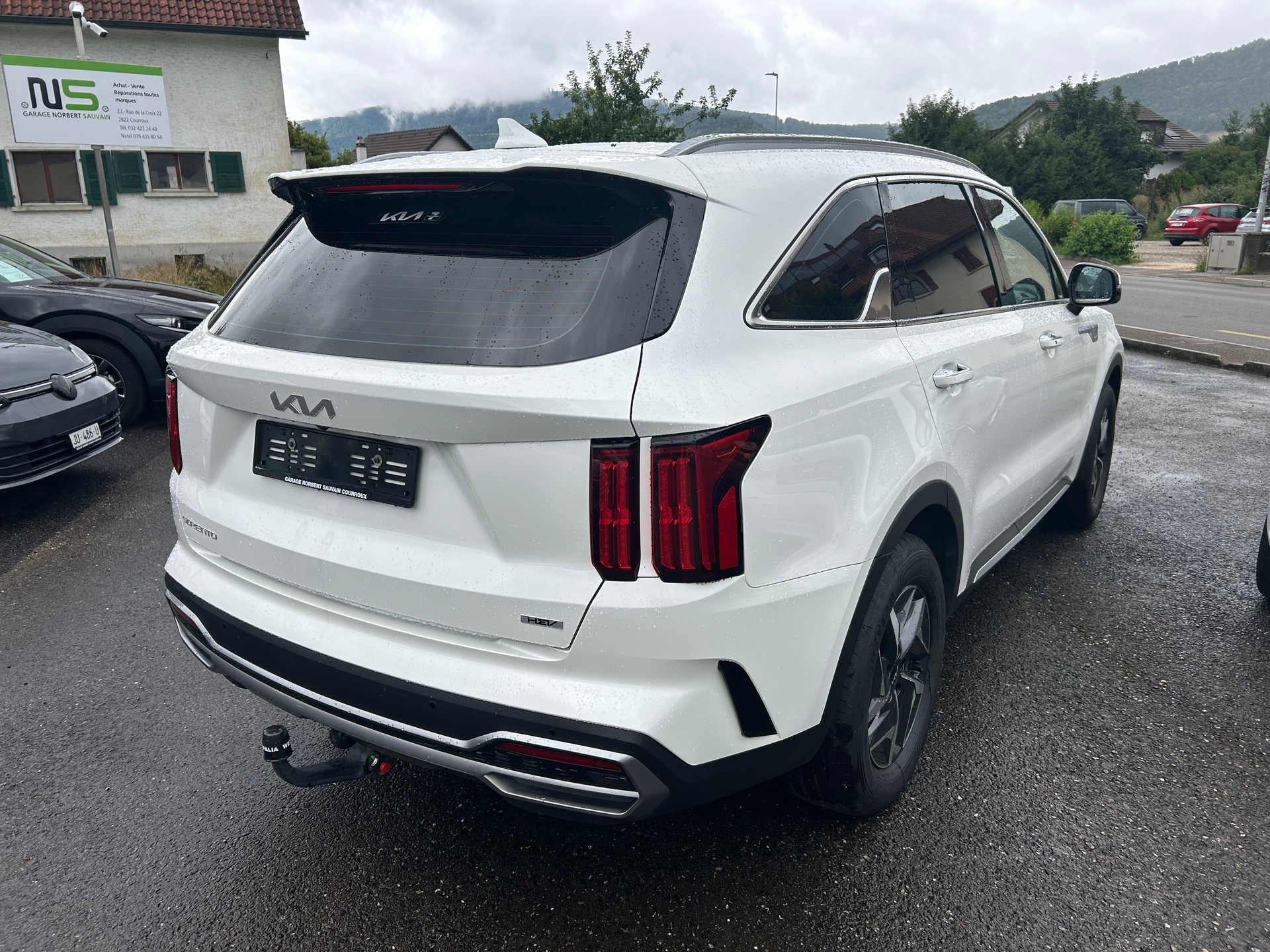 KIA Sorento 1.6 T-GDi HEV Sorento-image-4