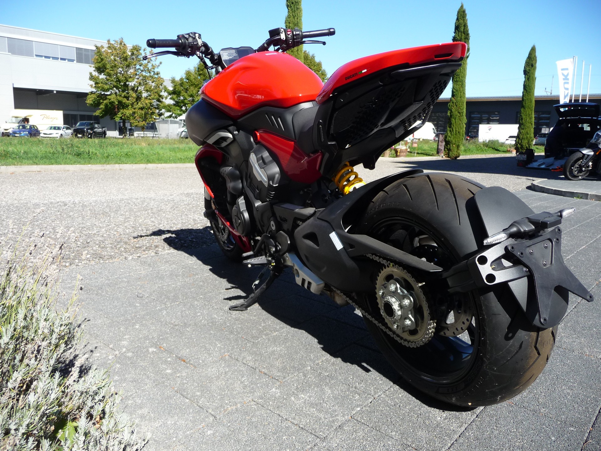 DUCATI Diavel V4-image-4