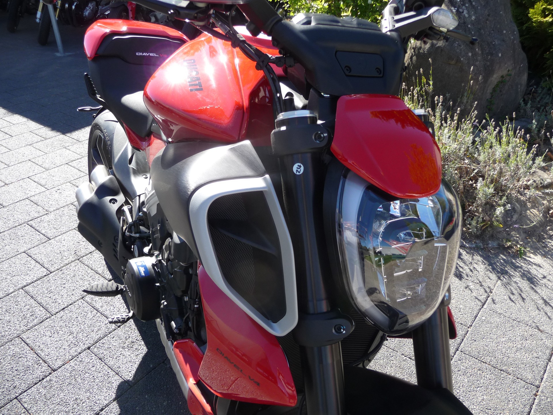 DUCATI Diavel V4-image-6