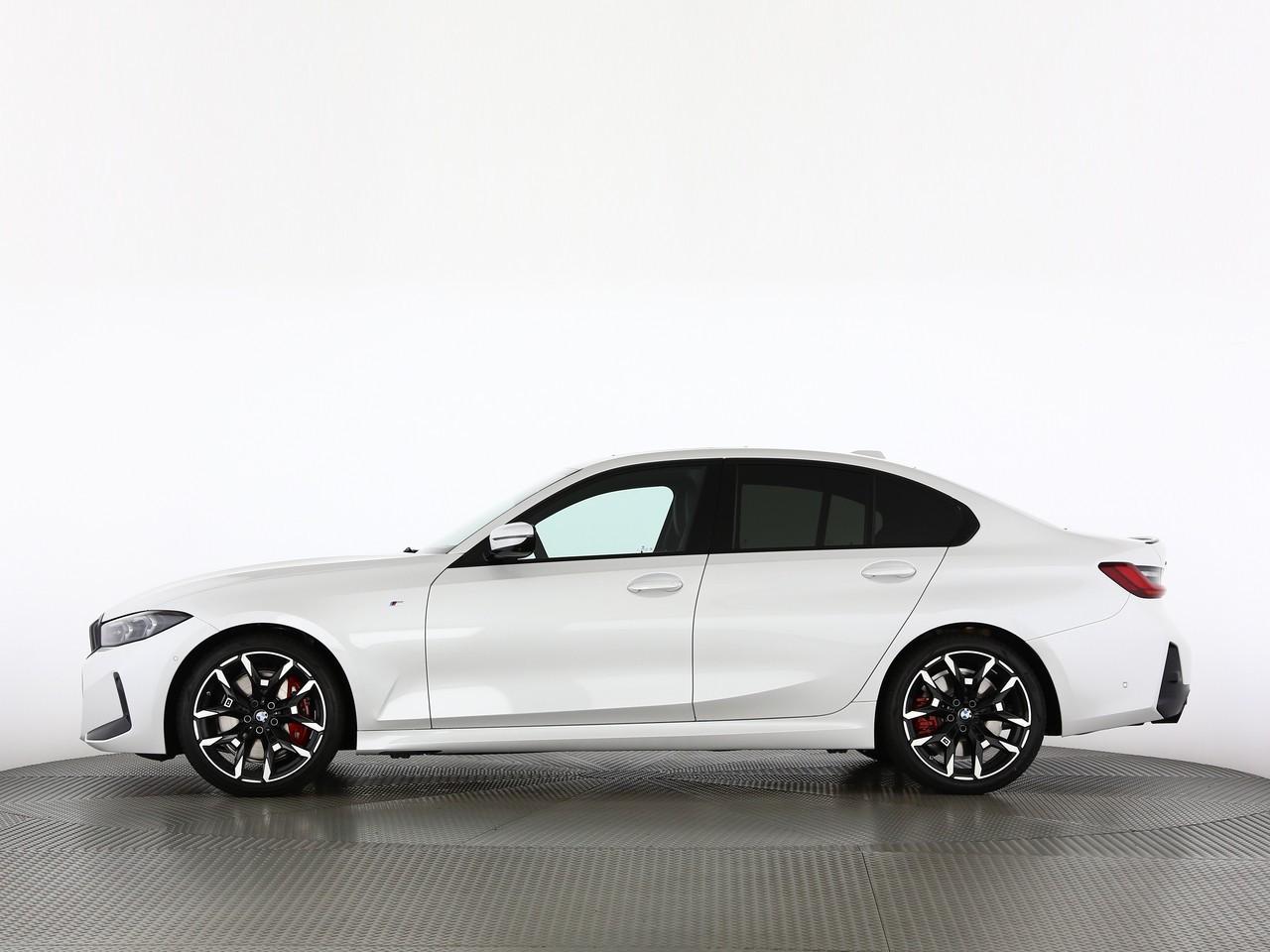 BMW 320 xDrive 48V d Steptronic M Sport Pro-image-4