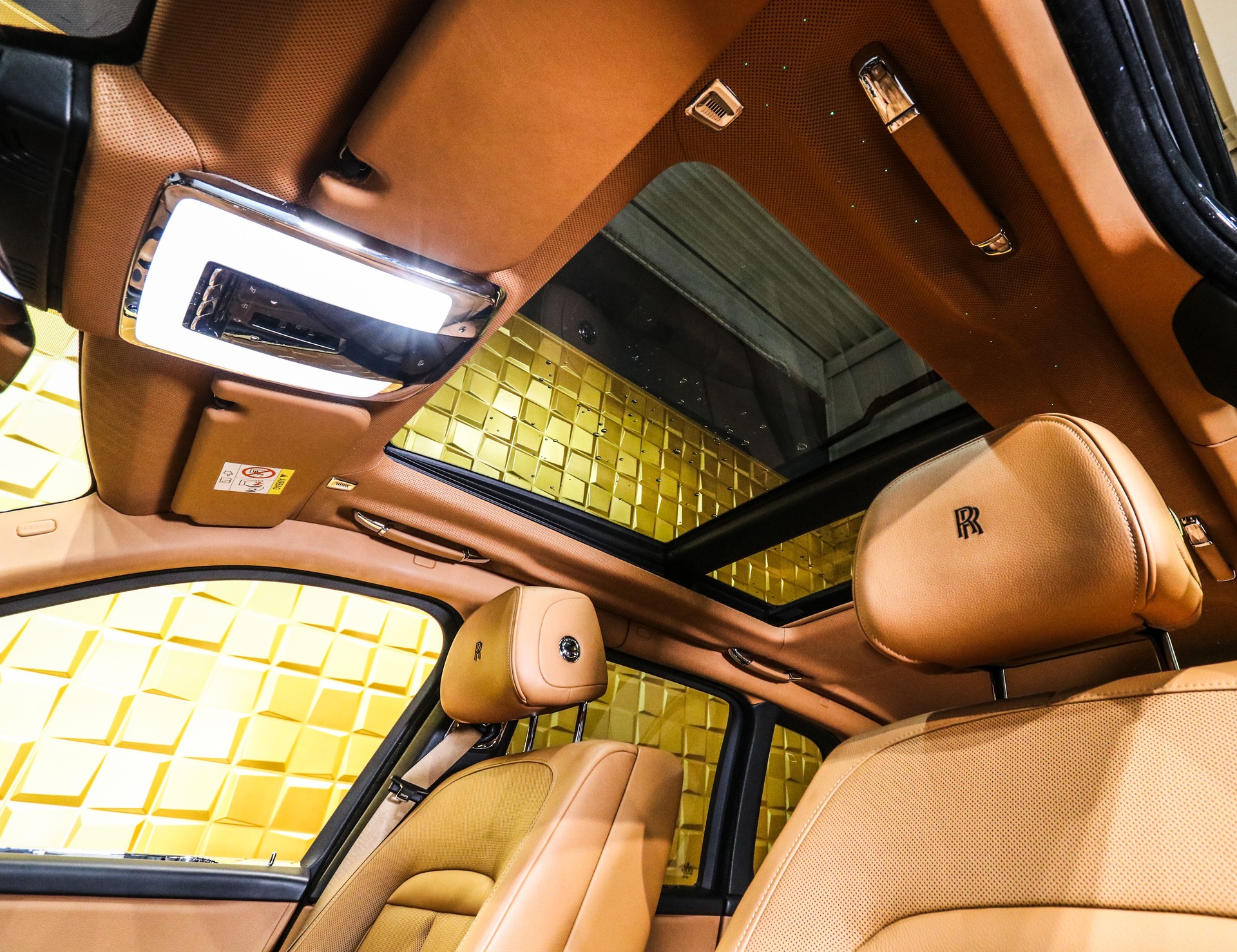 ROLLS-ROYCE Cullinan 6.7 V12-image-16