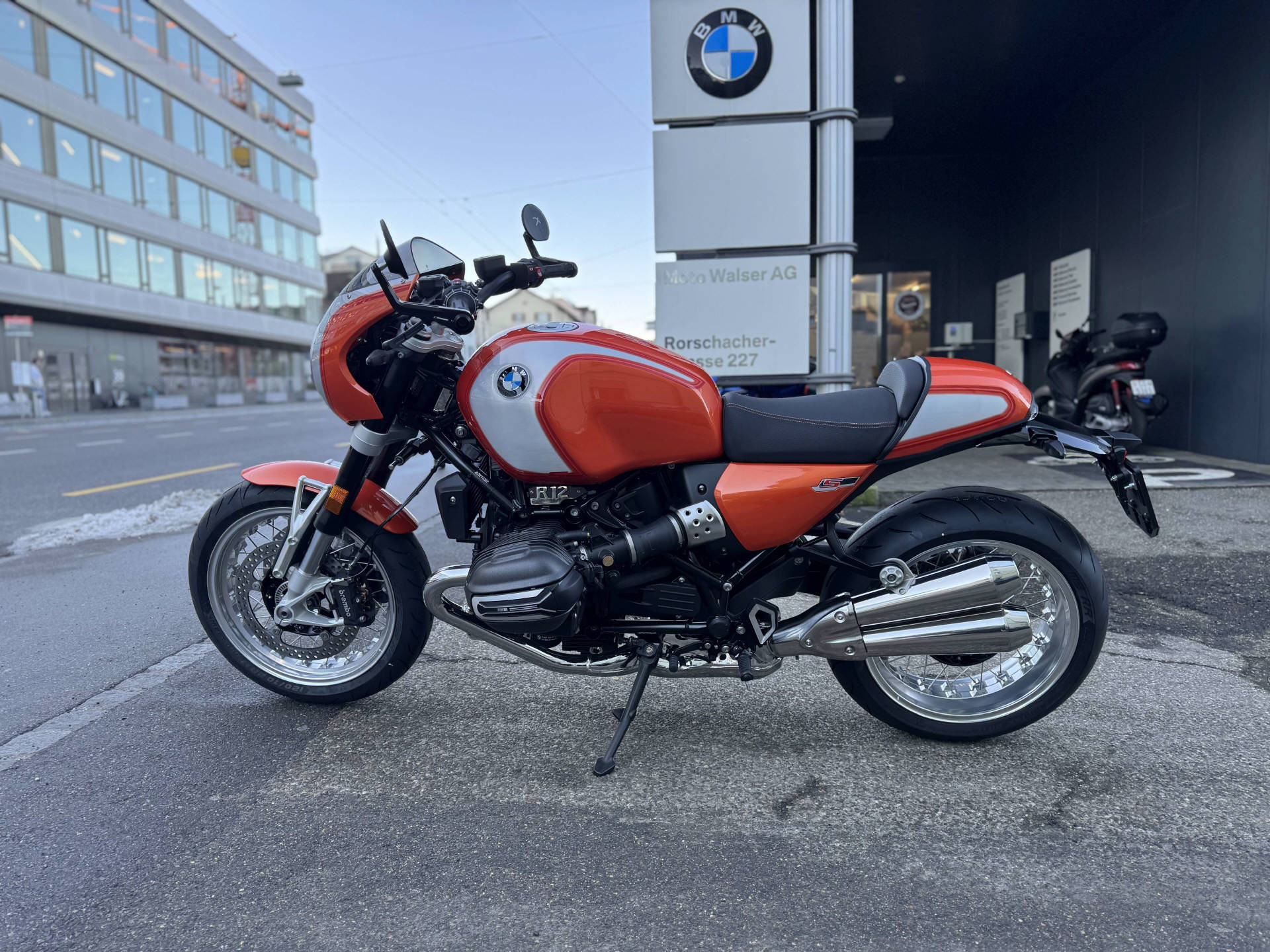 BMW R 12 nineT-image-1