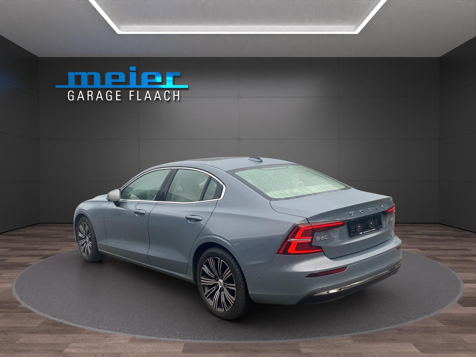 VOLVO S60 2.0 B5 MH Ultimate Bright AWD-showroom-element-2