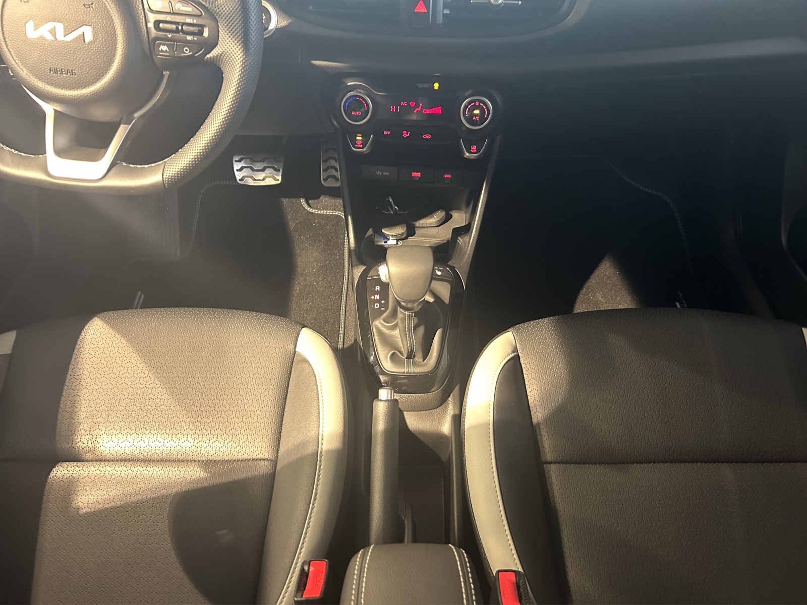 KIA Picanto 1.2 CVVT GT Line-image-13