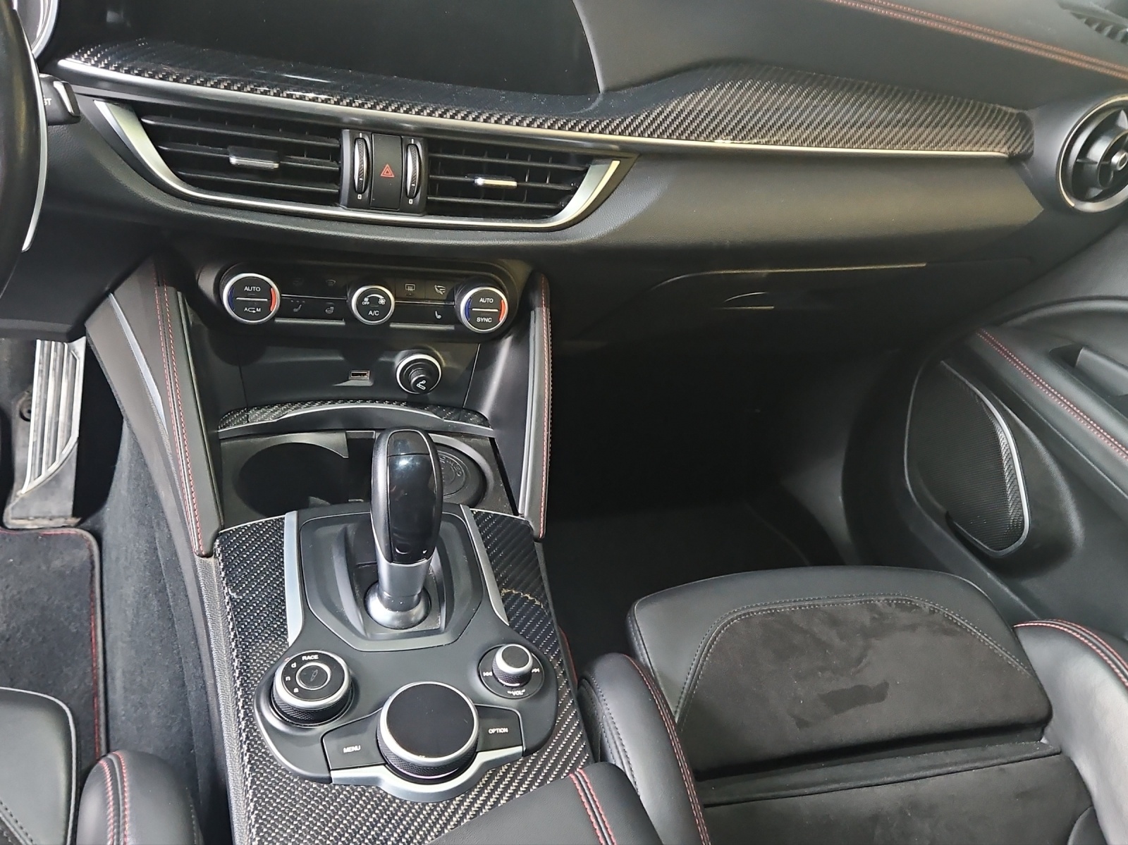 ALFA ROMEO Stelvio 2.9 V6 Quadrifoglio Q4 Automatic-image-8