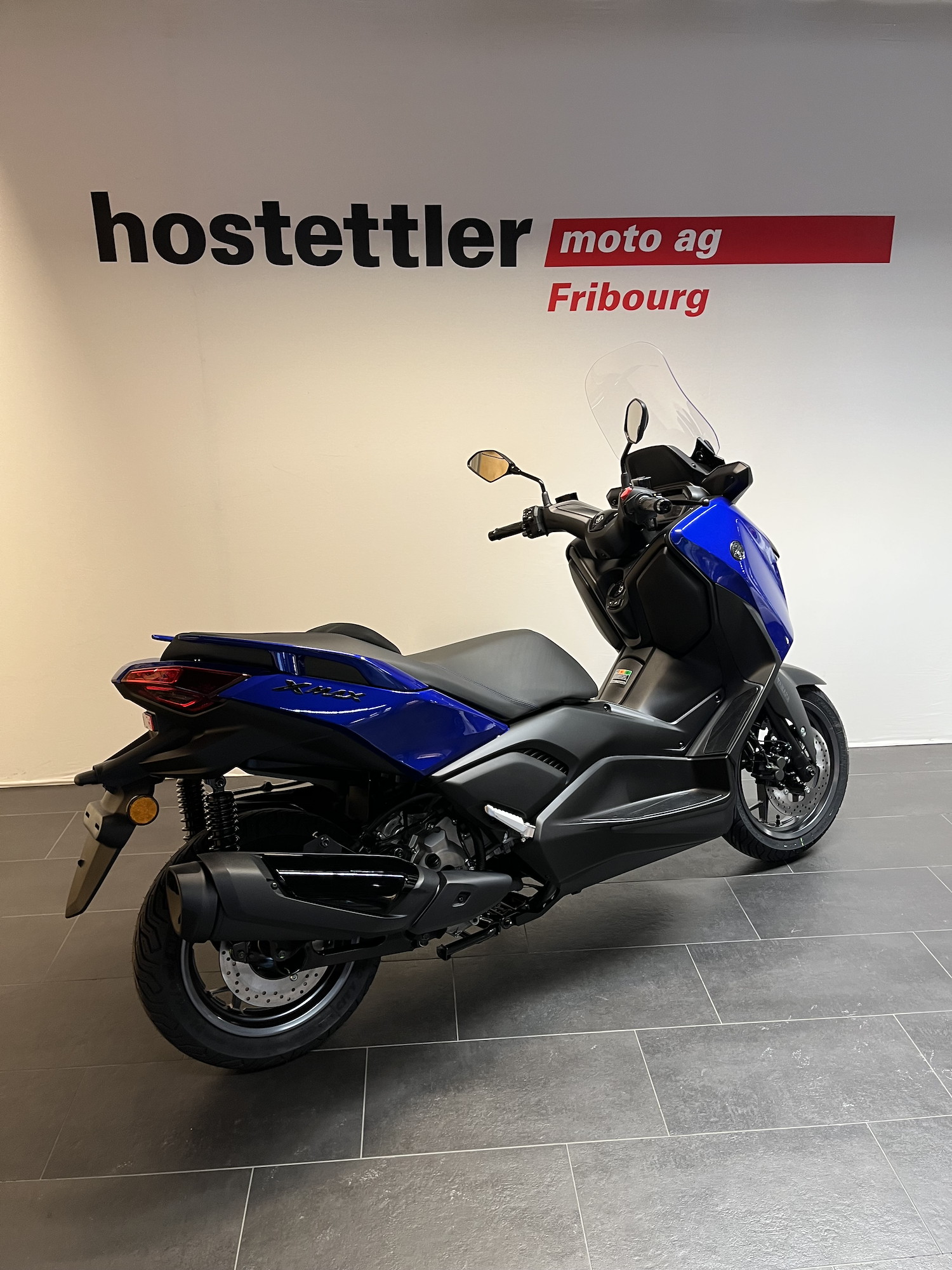 YAMAHA XMAX 300-image-2