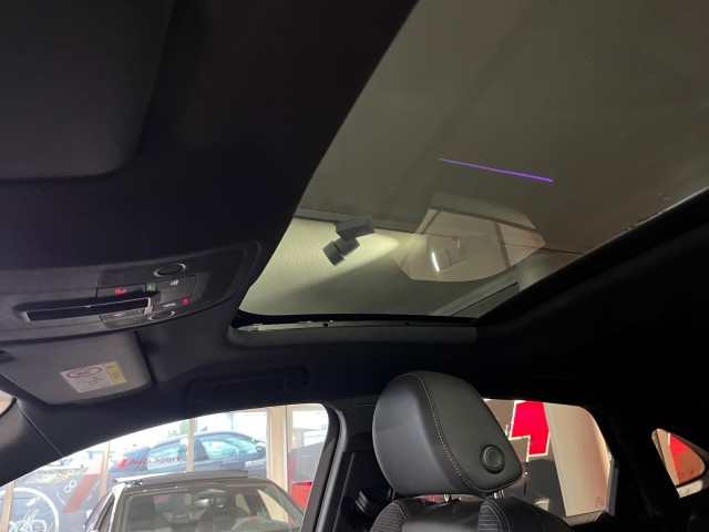 AUDI Q3 Sportback 45 TFSI e S line Attraction S-tronic-image-22