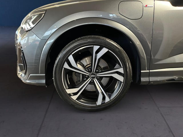 AUDI Q3 Sportback 45 TFSI e S line Attraction S-tronic-image-8