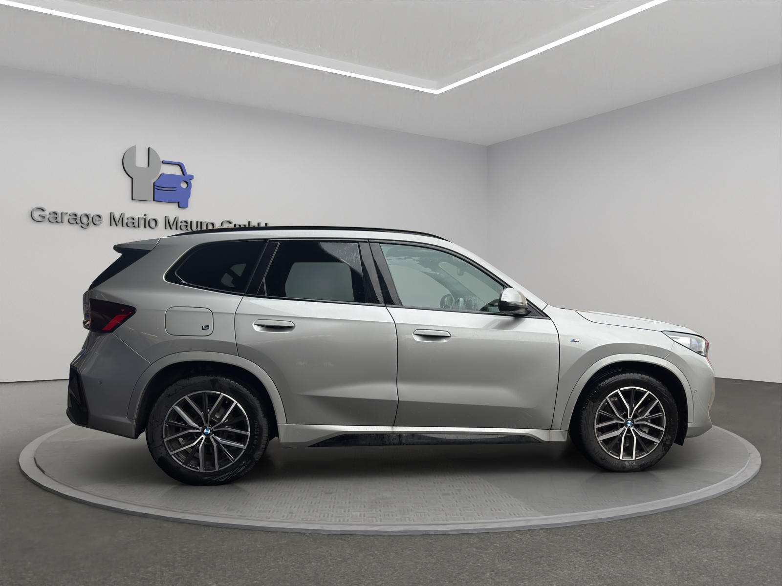 BMW X1 xDrive 20d 48V M Sport-image-4