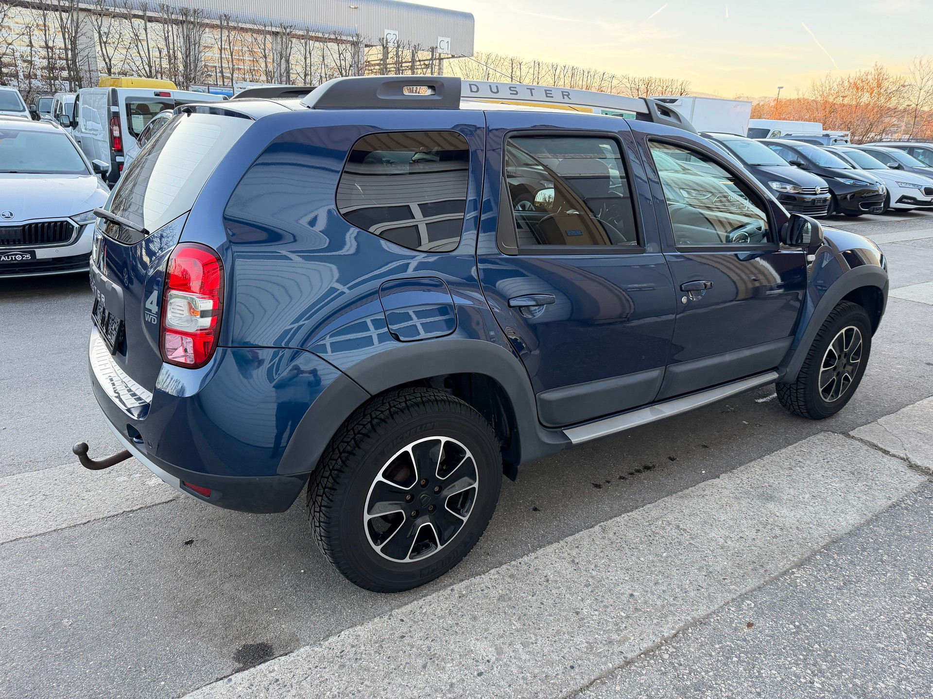 DACIA Duster 1.2 T Privilège 4x4-image-3