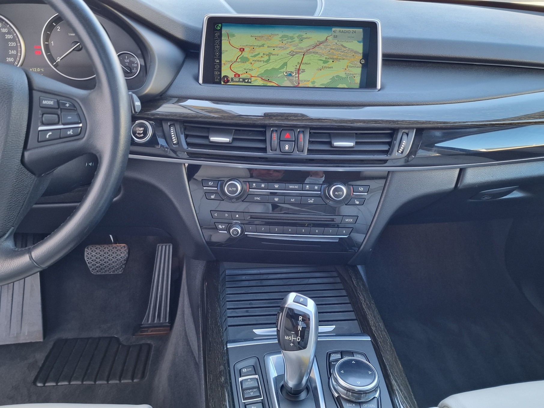 BMW X5 xDrive 30d Steptronic-image-10