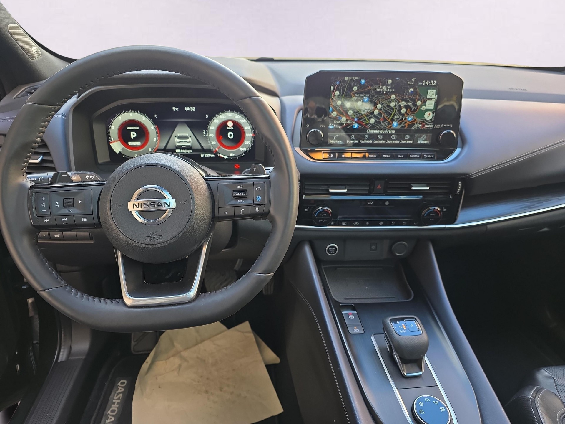 NISSAN Qashqai 1.3 DIG-T MHEV Tekna+ Xtronic 4x4-image-8