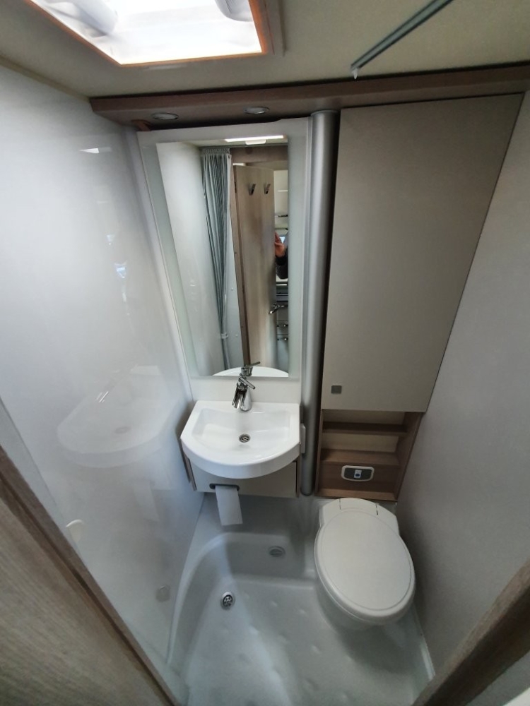 BÜRSTNER Nexxo Van T 590 G-image-5