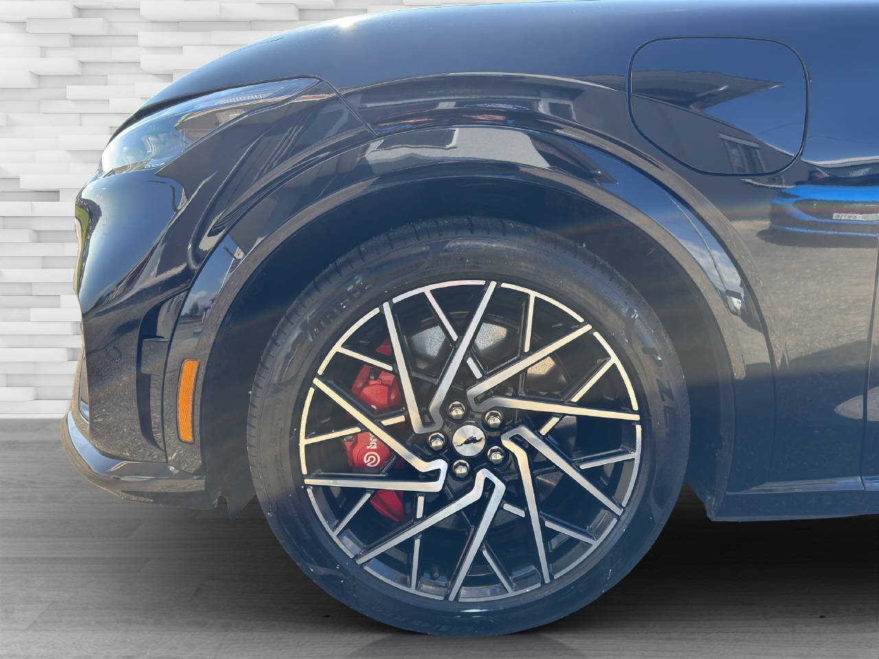 FORD Mustang Mach-E Extended GT AWD-image-12