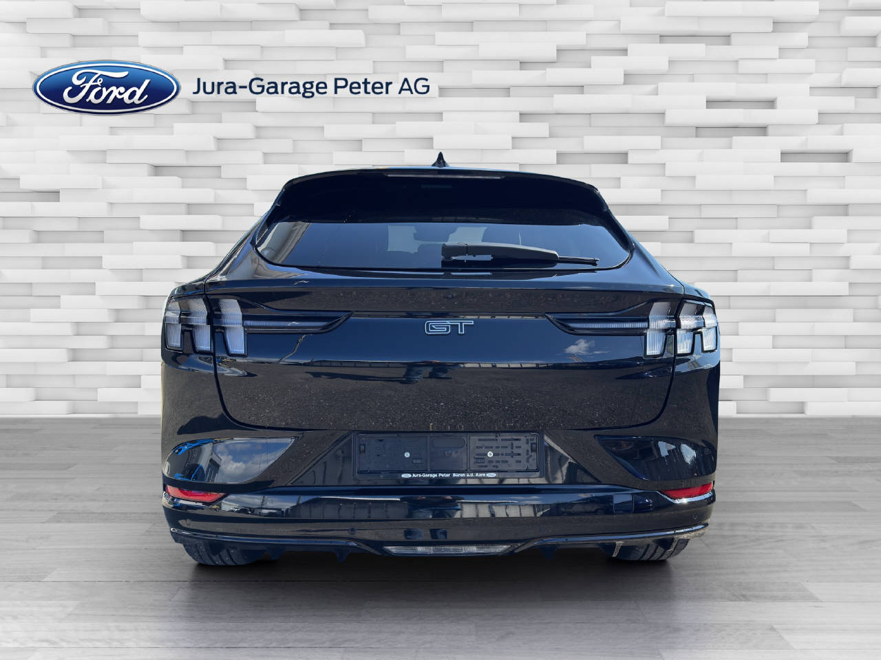 FORD Mustang Mach-E Extended GT AWD-showroom-element-3
