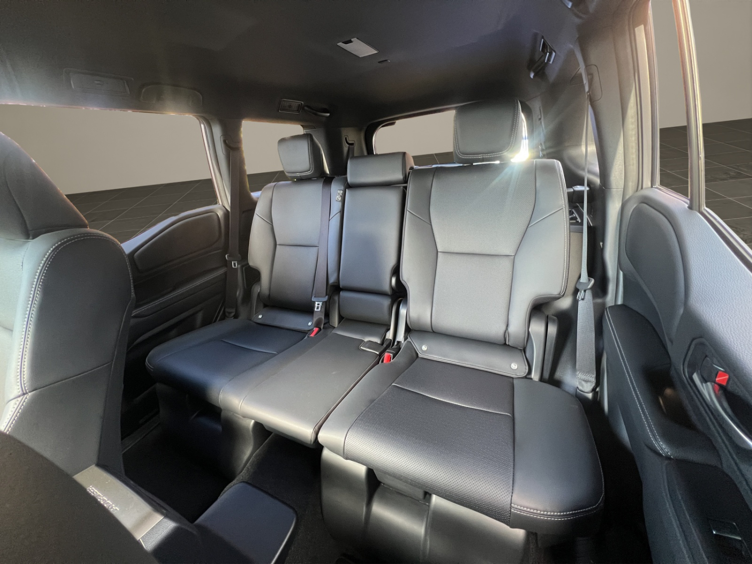 TOYOTA Land Cruiser 2.8 D Style-image-16