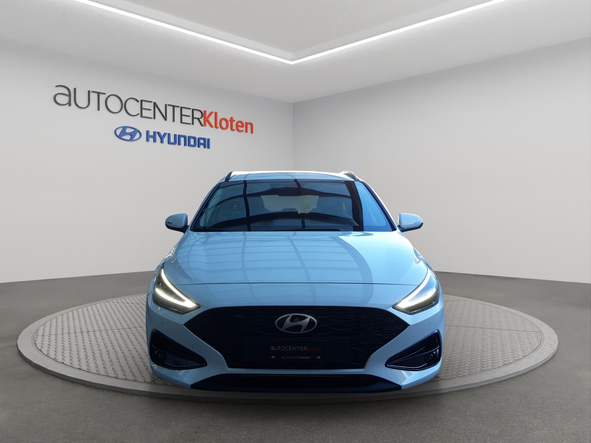 HYUNDAI i30 Wagon 1.6 T-GDi Amplia-showroom-element-1