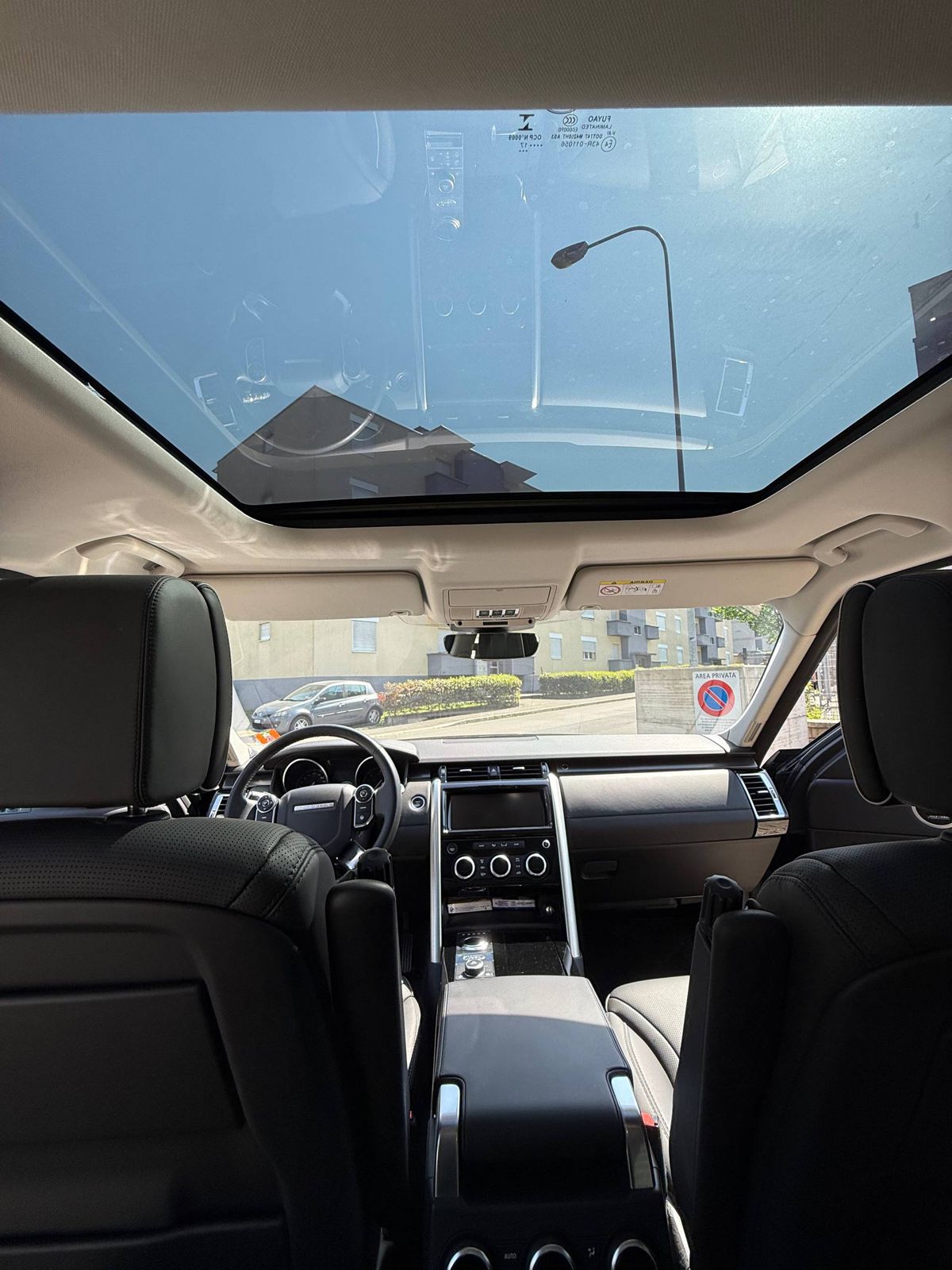 LAND ROVER Discovery 2.0 SD4 S Automatic-image-8
