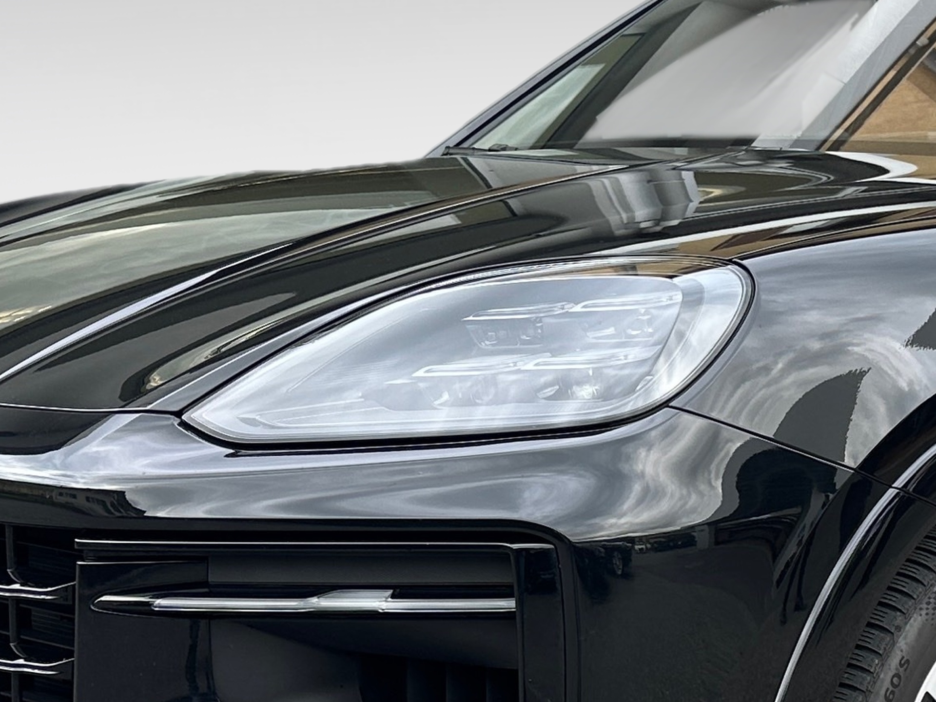 PORSCHE Cayenne E-Hybrid Tiptronic-image-4