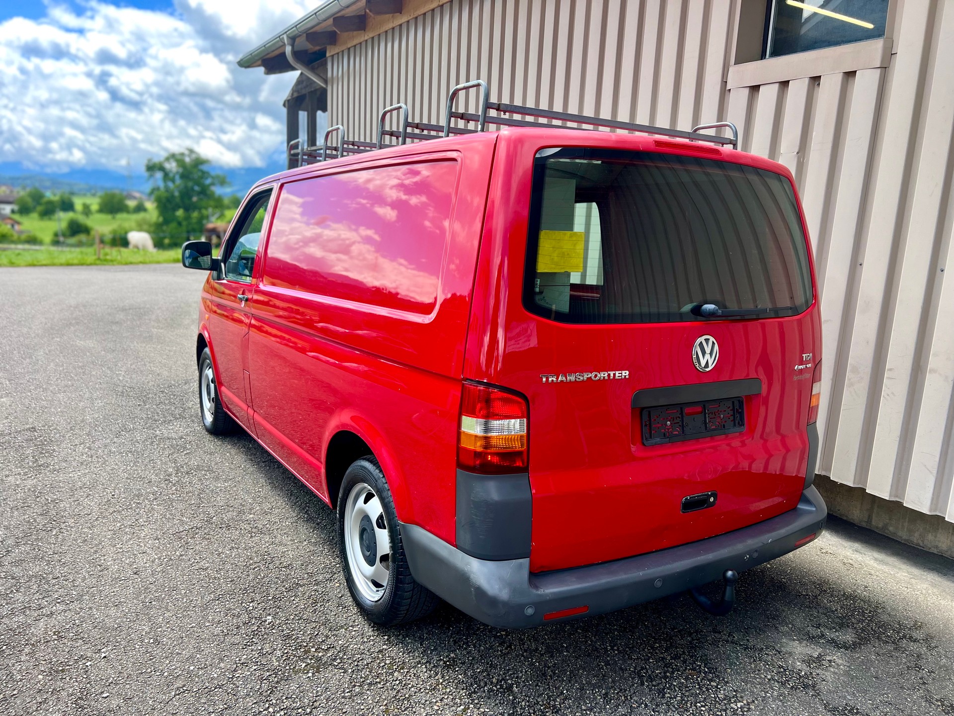 VW T5 2.5 TDI PD 4MOTION "rote Legende" by Nutzfahrzeugcenter Seetal-image-5