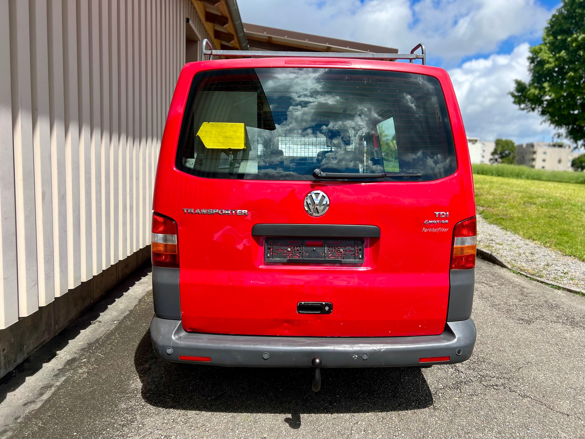 VW T5 2.5 TDI PD 4MOTION "rote Legende" by Nutzfahrzeugcenter Seetal-image-2